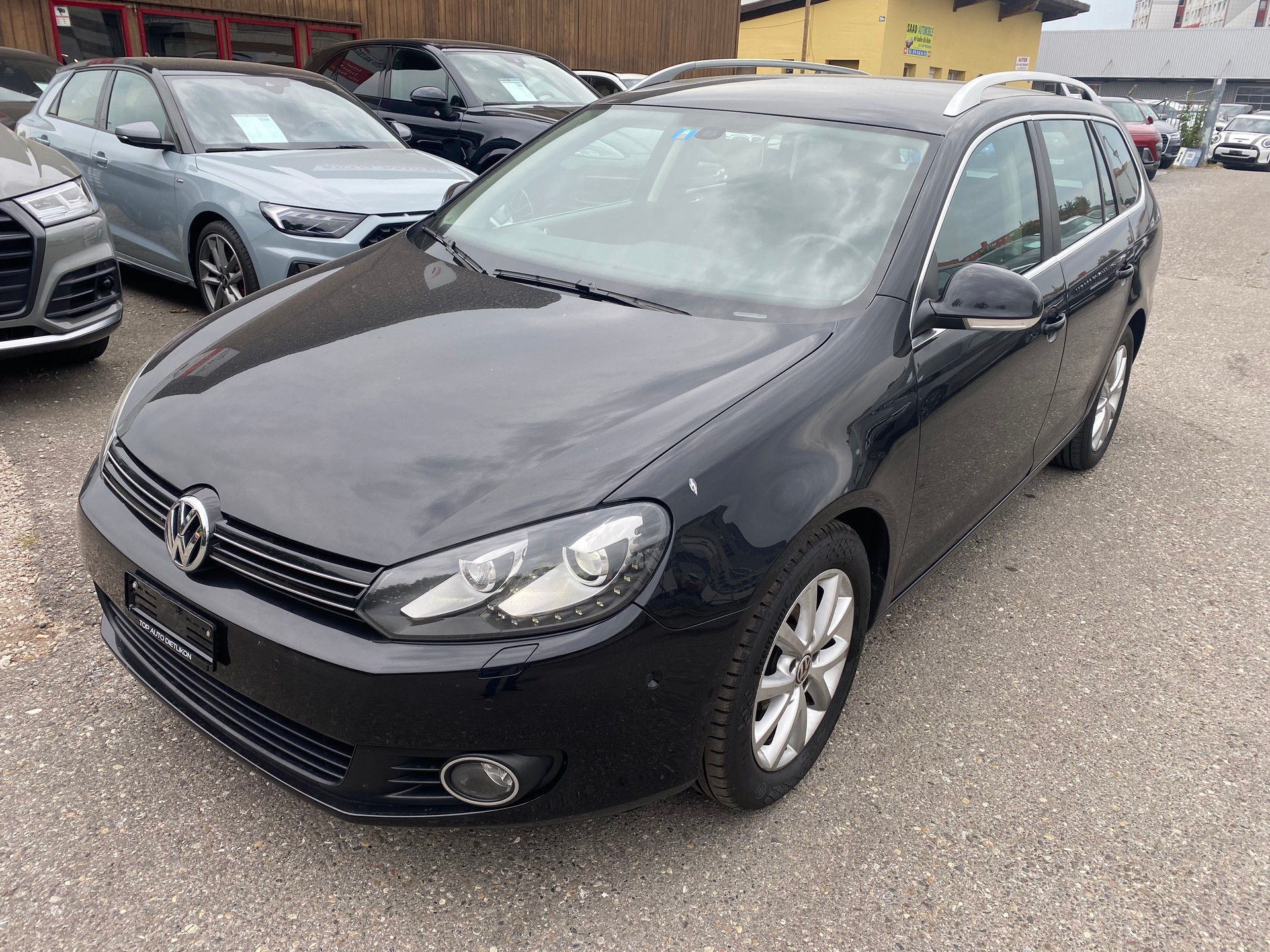 VW Golf Variant 1.6 TDI Comfortline 4Motion-image-1