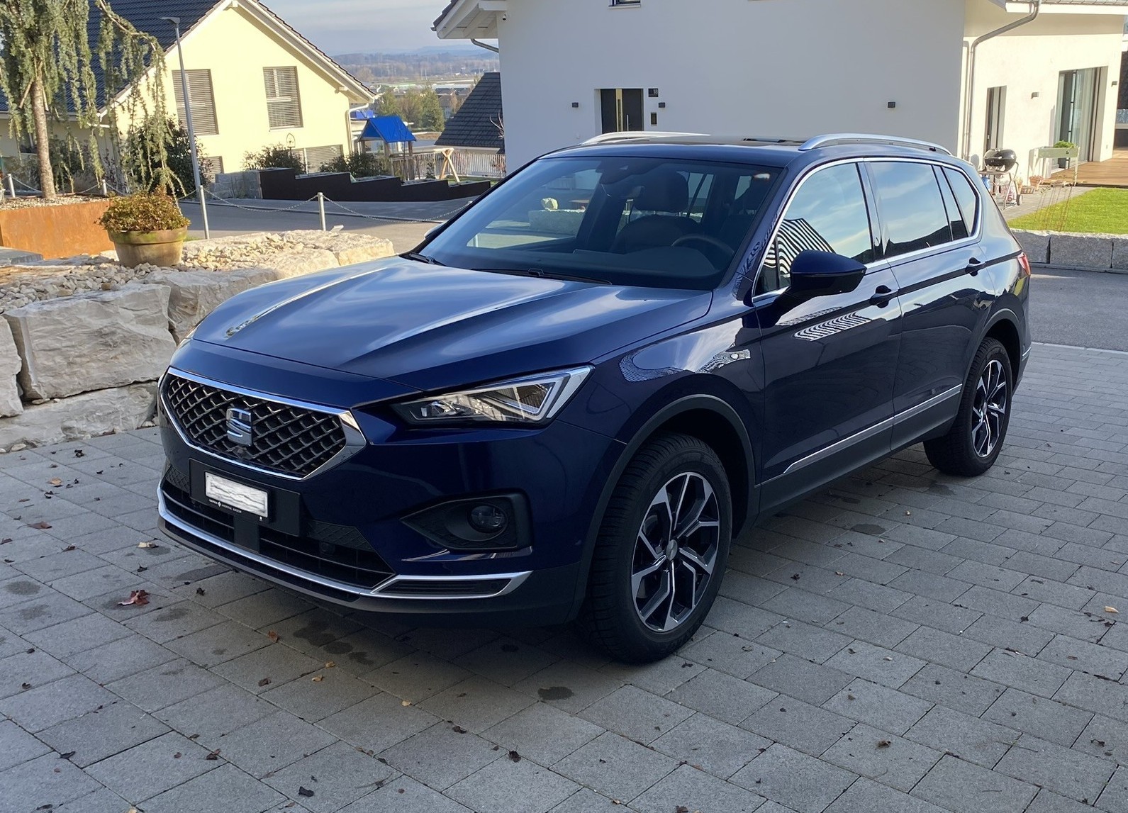 SEAT 2.0 TSI Xcellence 4Drive DSG-image-0
