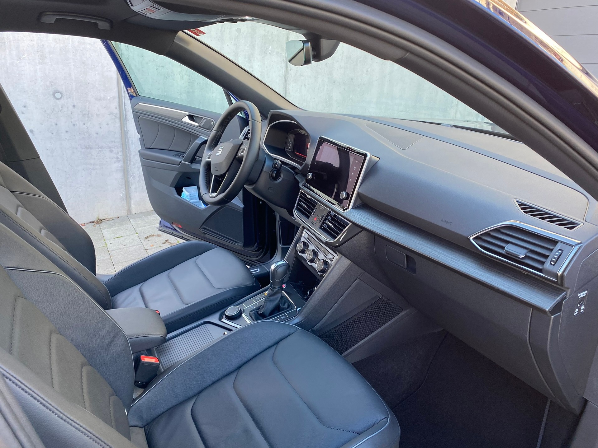 SEAT 2.0 TSI Xcellence 4Drive DSG-image-7