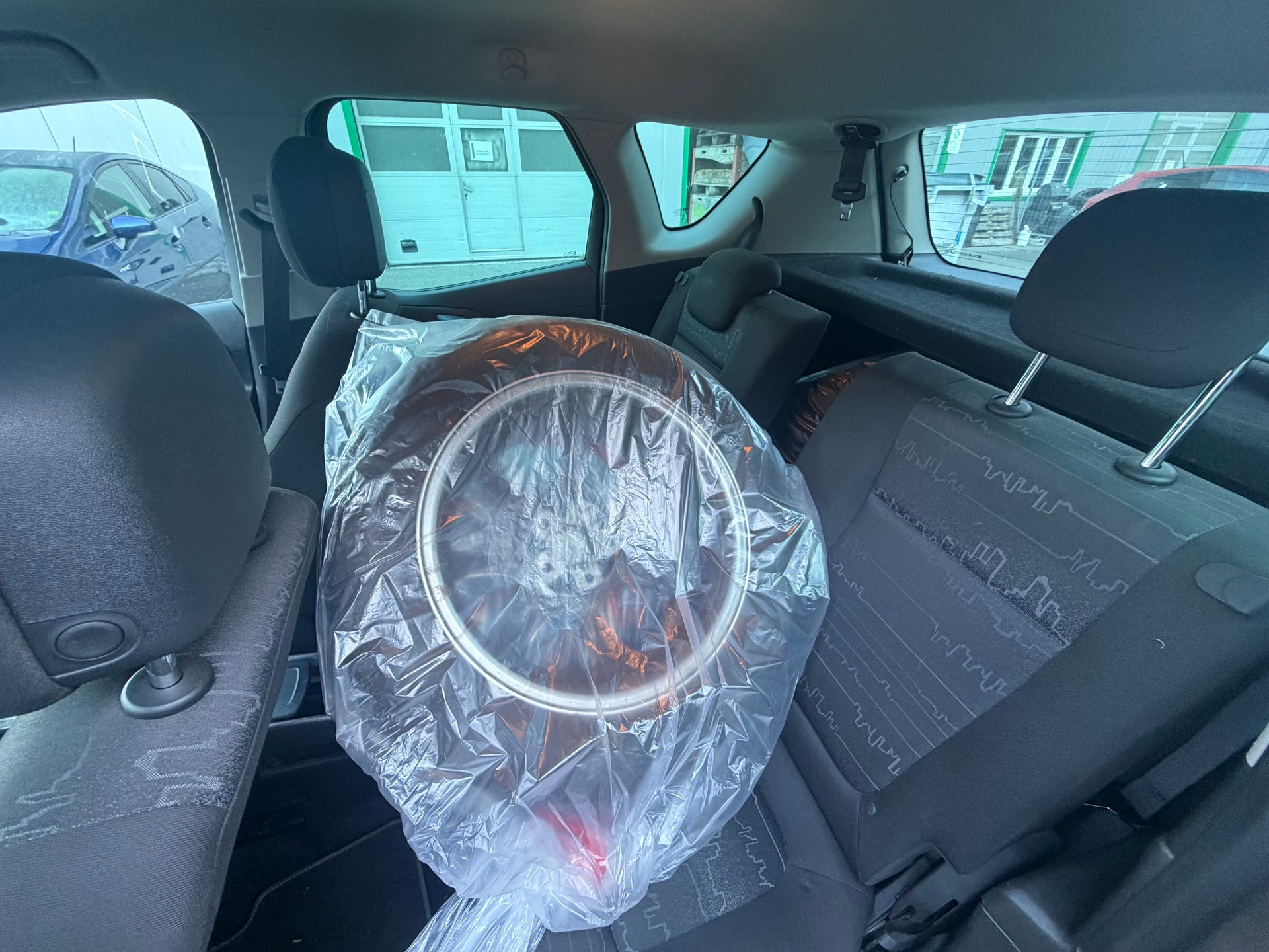 OPEL Meriva 1.4 Turbo Cosmo-image-9