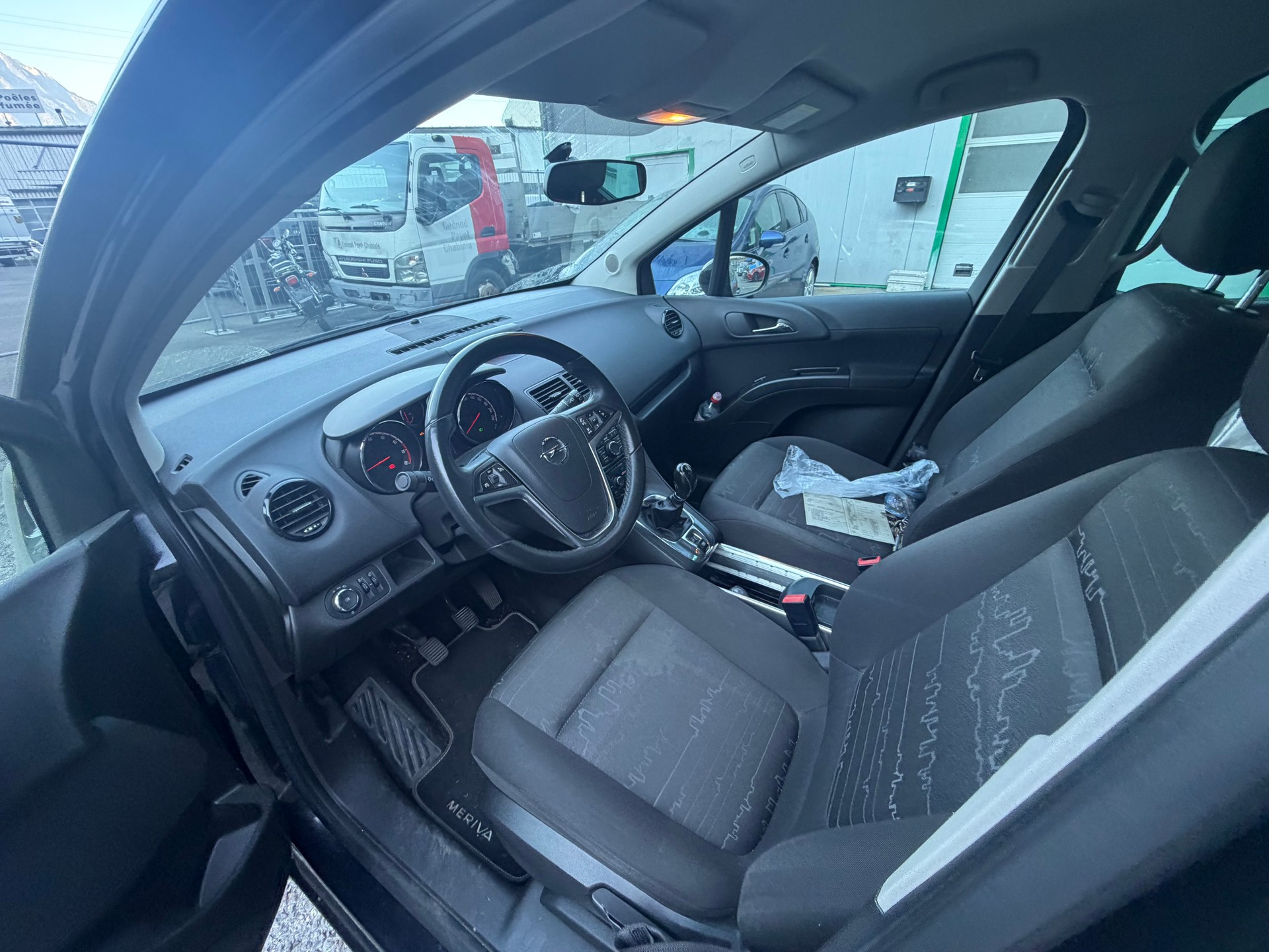OPEL Meriva 1.4 Turbo Cosmo-image-10