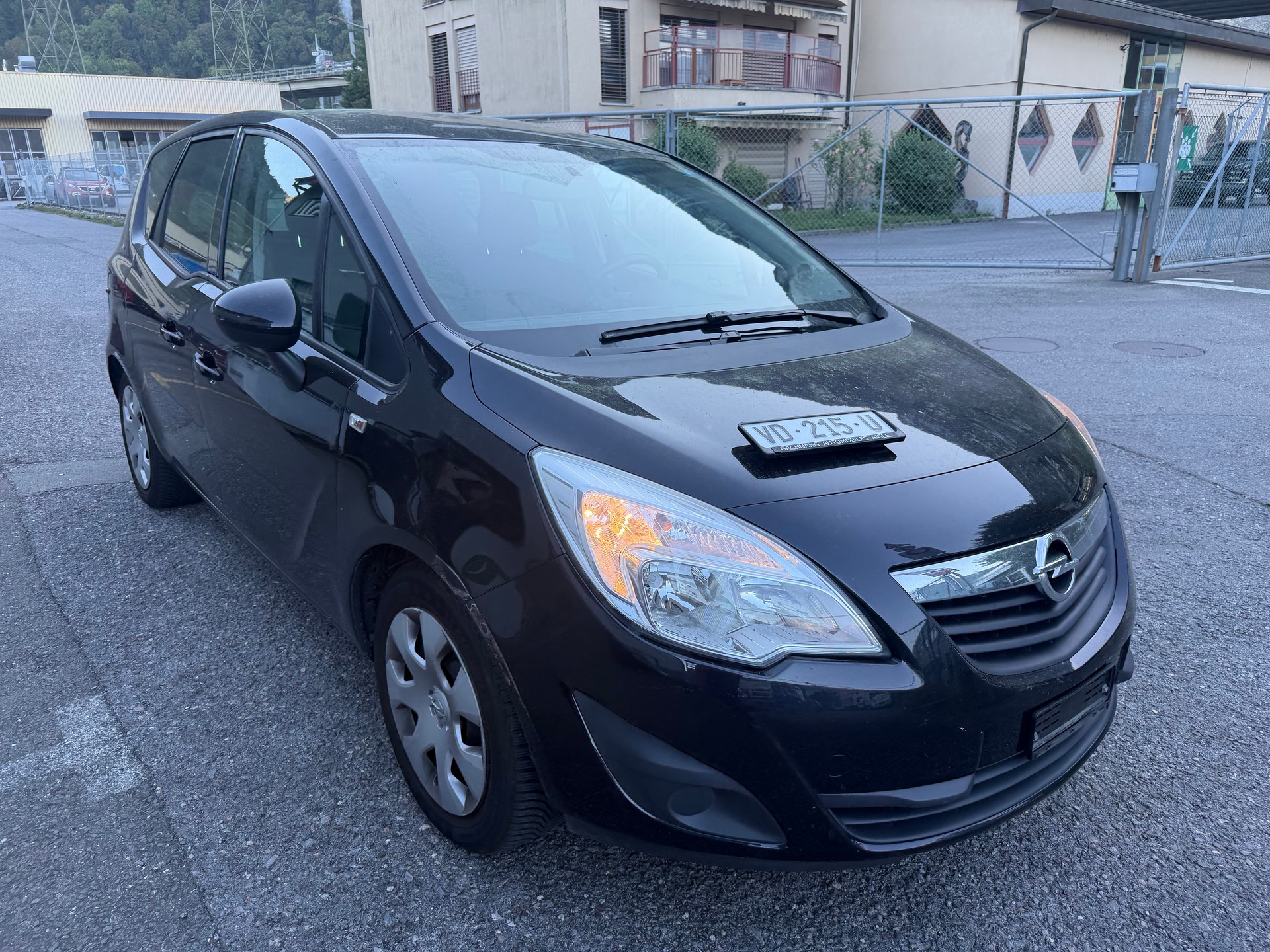 OPEL Meriva 1.4 Turbo Cosmo-image-2