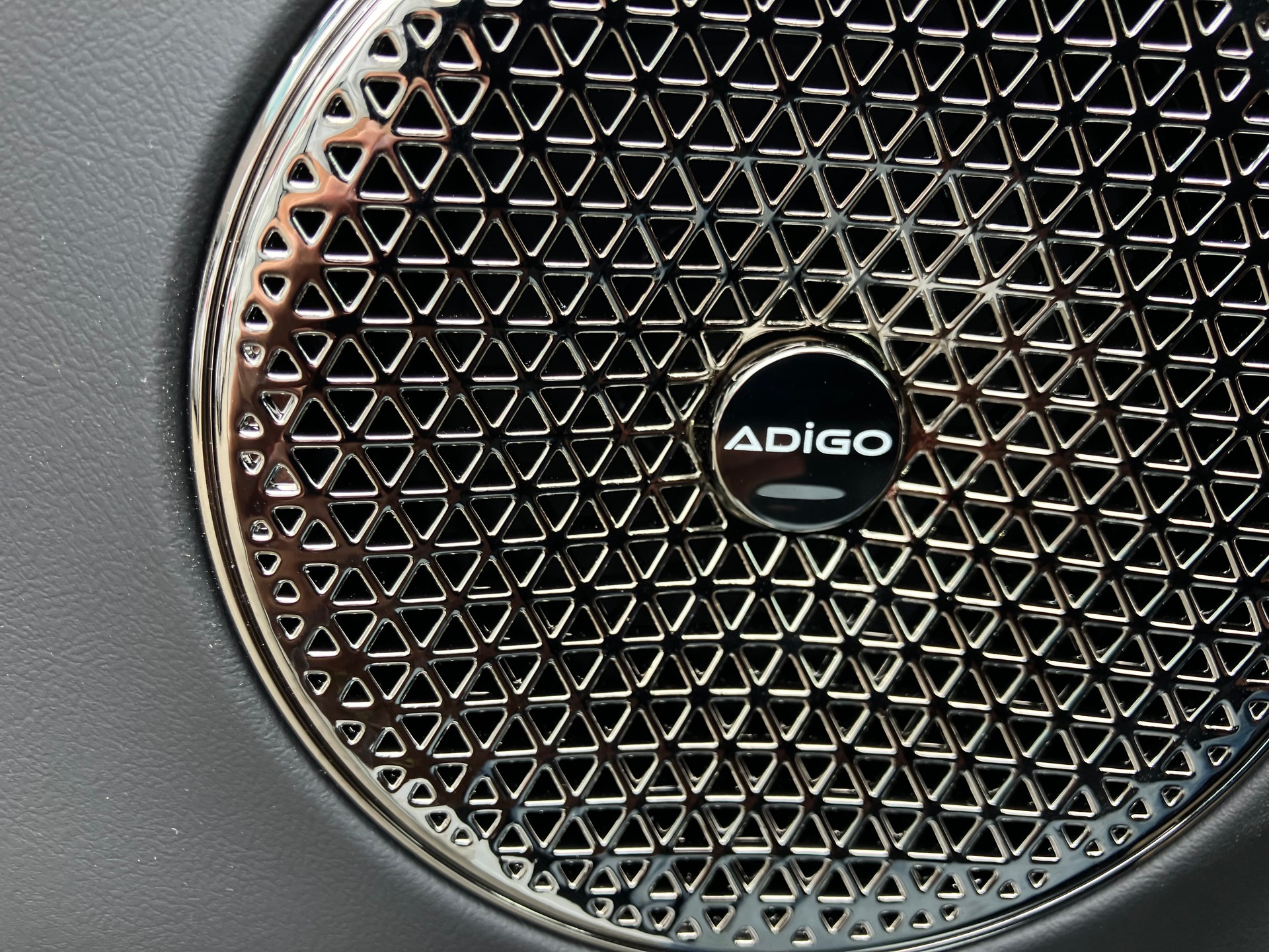 GAC GAC Aion V Herstellung Europa im Magna Werk Steyr !!! Top-Ausstattung!!! 75KW Batterie mit 510 Km Reichweite !!!-image-13