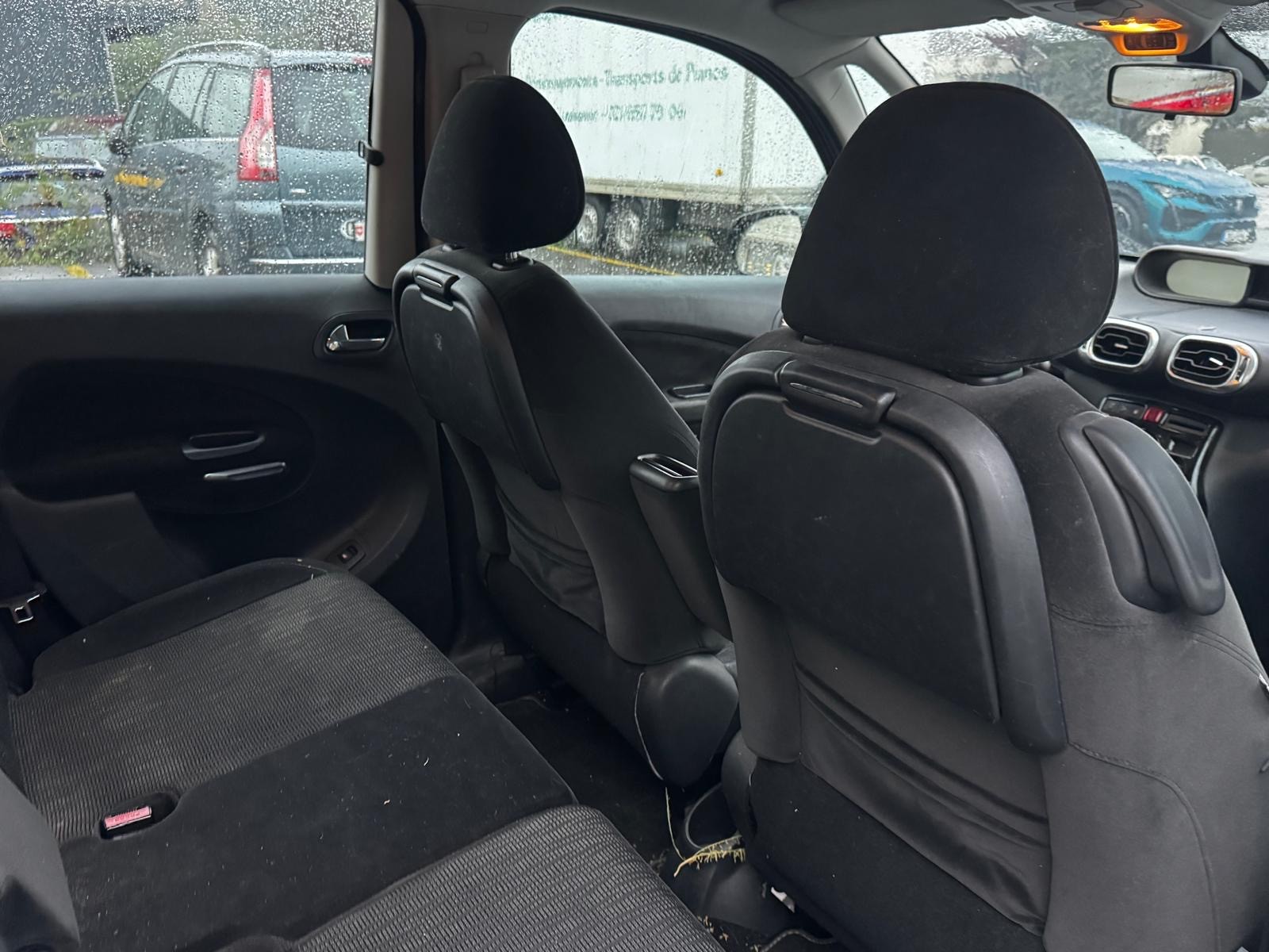 CITROEN C3 Picasso 1.6 HDi Exclusive-image-9