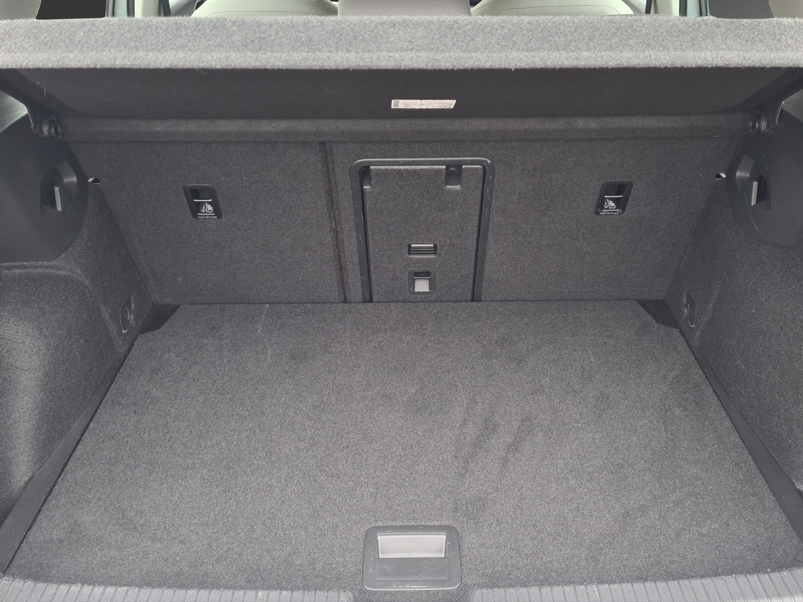 VW Golf 1.5 eTSI mHEV ACT Style DSG-image-9