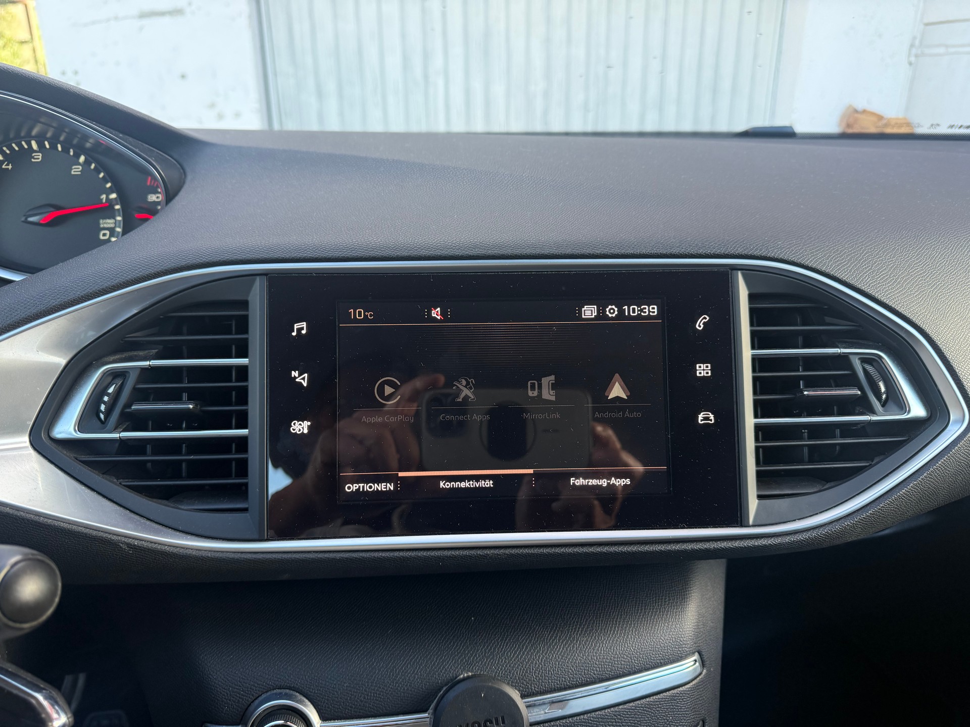 PEUGEOT 308 SW 1.6 BlueHDI Allure-image-15