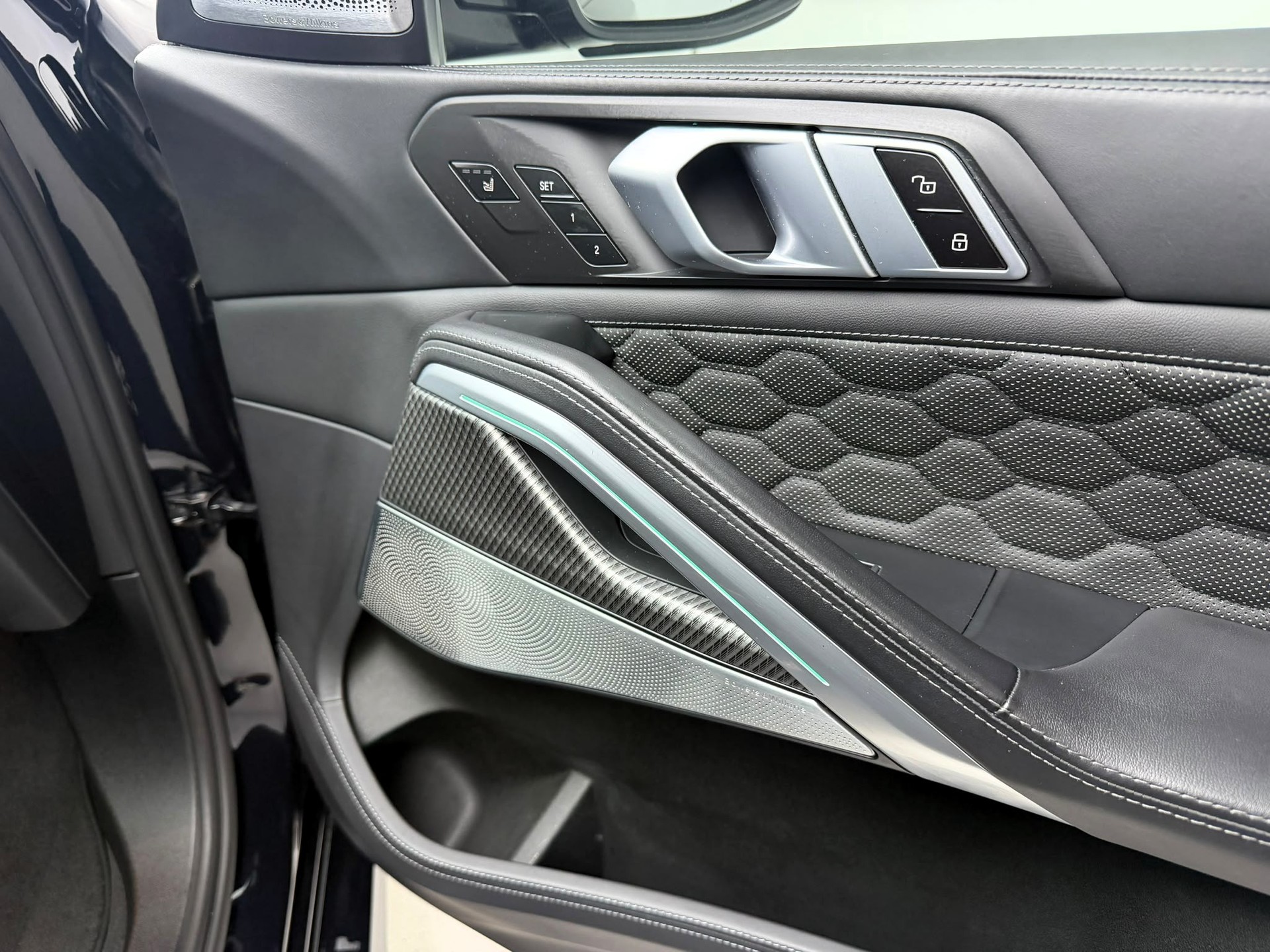 BMW X6M Steptronic M Competition-image-18