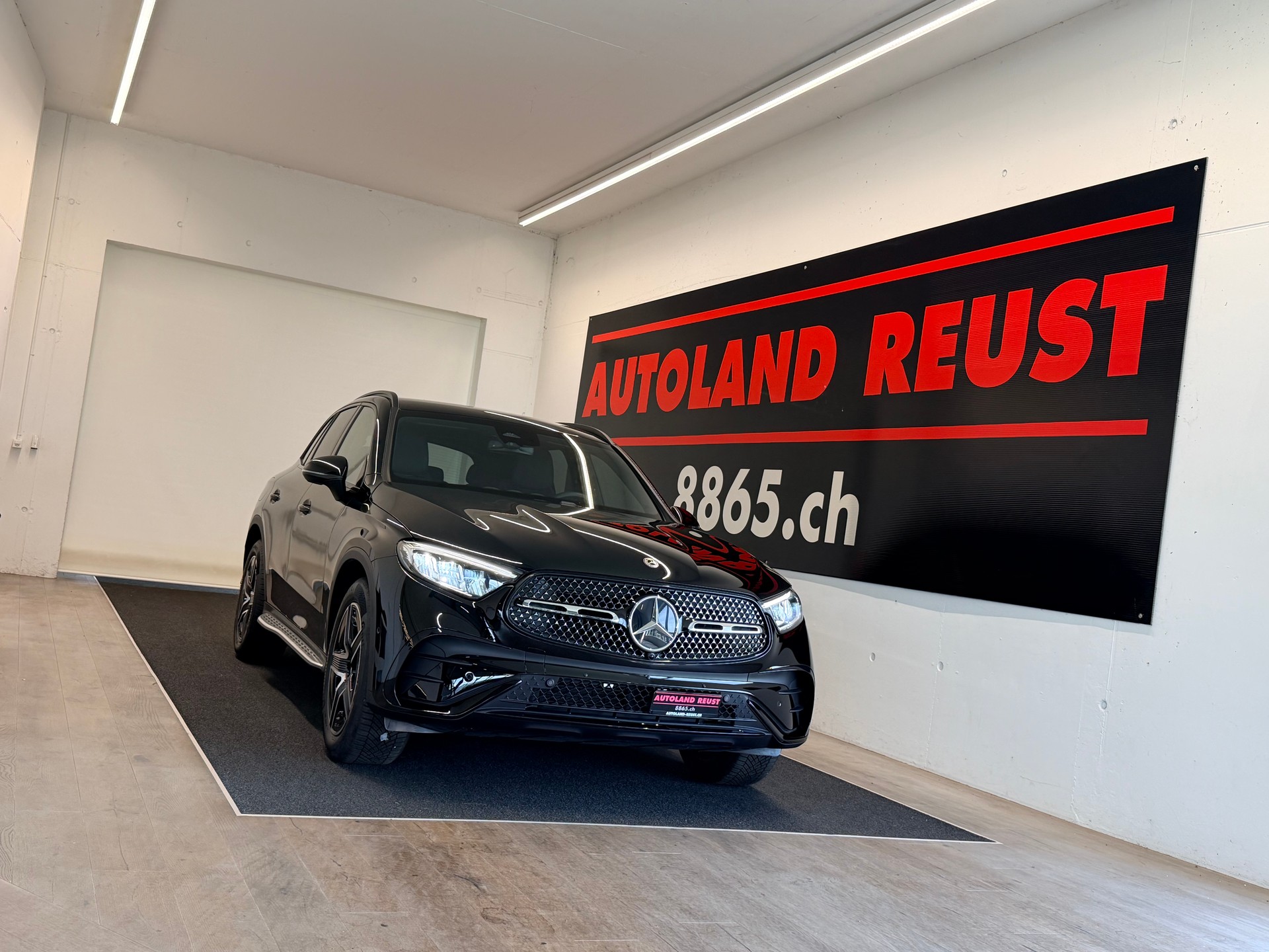 MERCEDES-BENZ GLC 300 d AMG 4Matic 9G-Tronic-image-0
