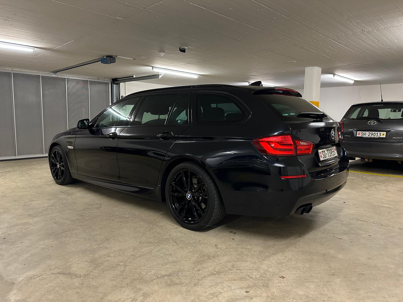 BMW 520 D X-Drive / M-Paket / Panoramadach AHK2000KG-image-3
