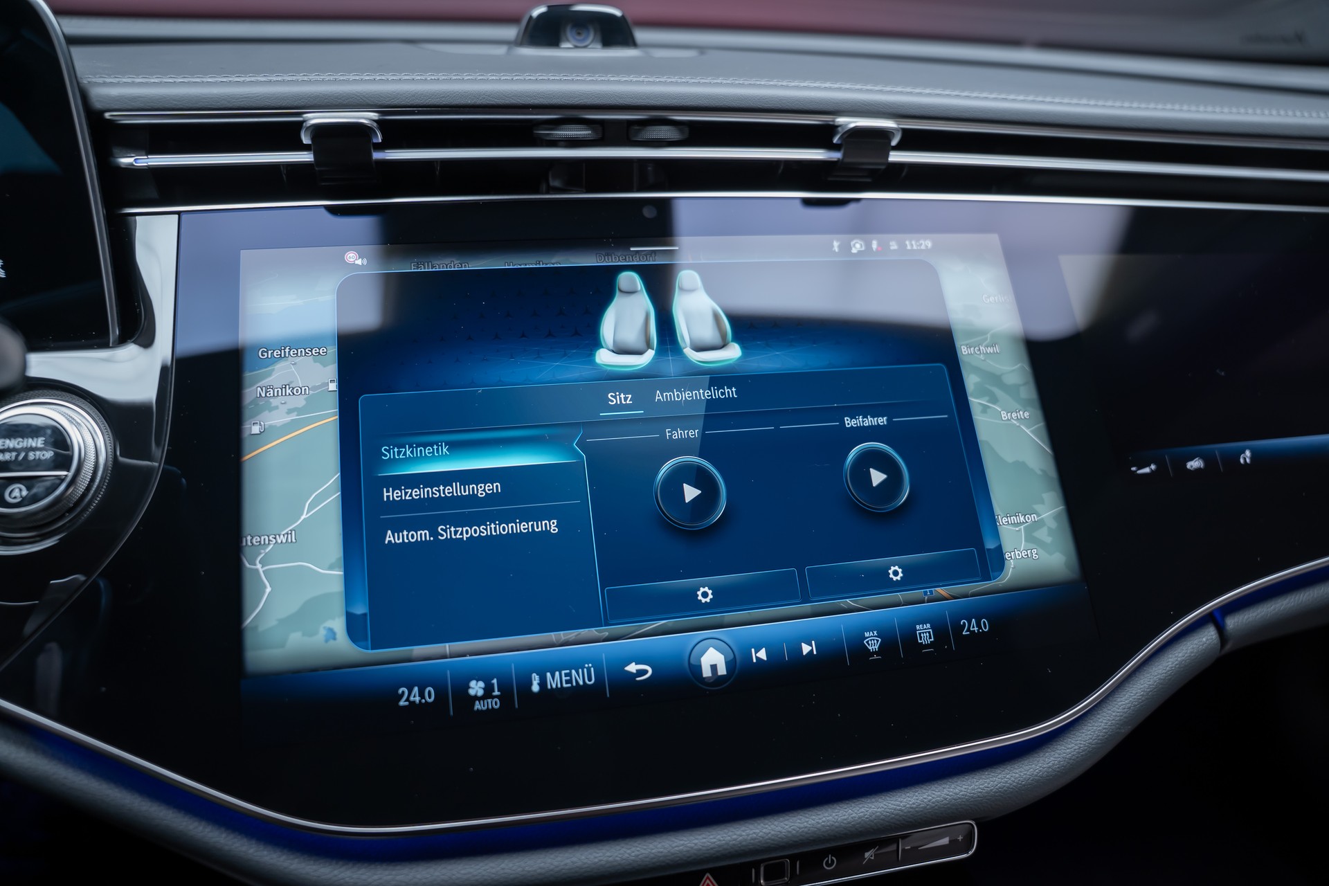 MERCEDES-BENZ E 220 d AMG Line / Hyperscreen / 360°Kamera / Burmester-image-35