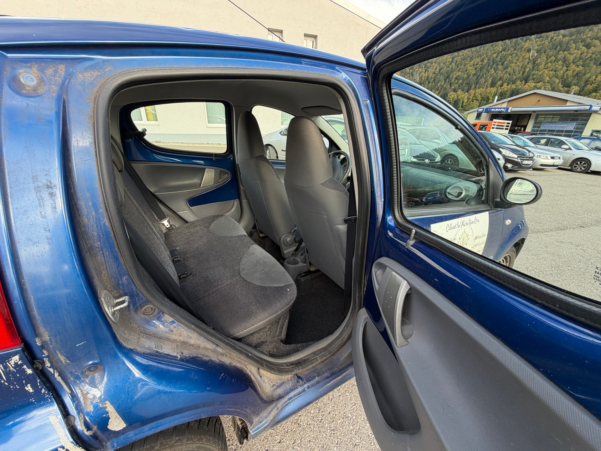 PEUGEOT 107 1.0 Trendy-image-7