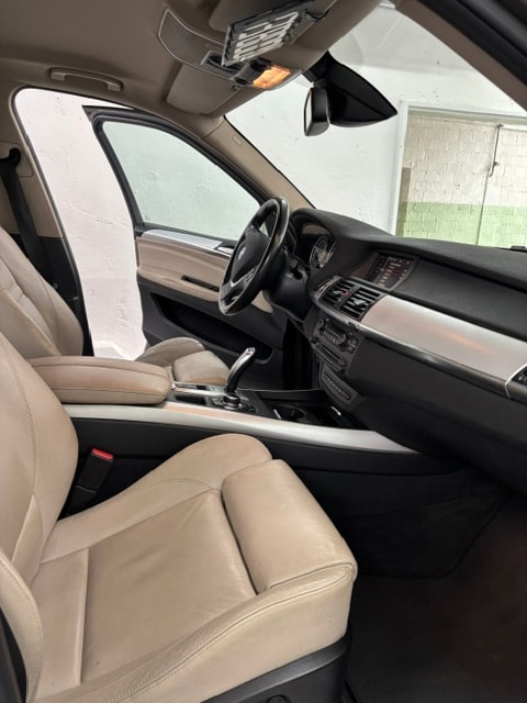 BMW X5 xDrive 30d Steptronic-image-9