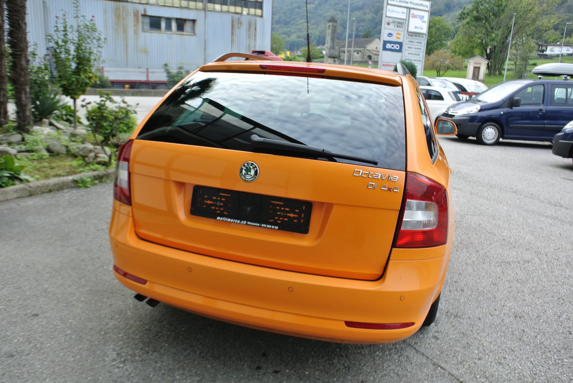 SKODA Octavia Combi 1.6 TDI Swiss Adventure 4x4-image-7