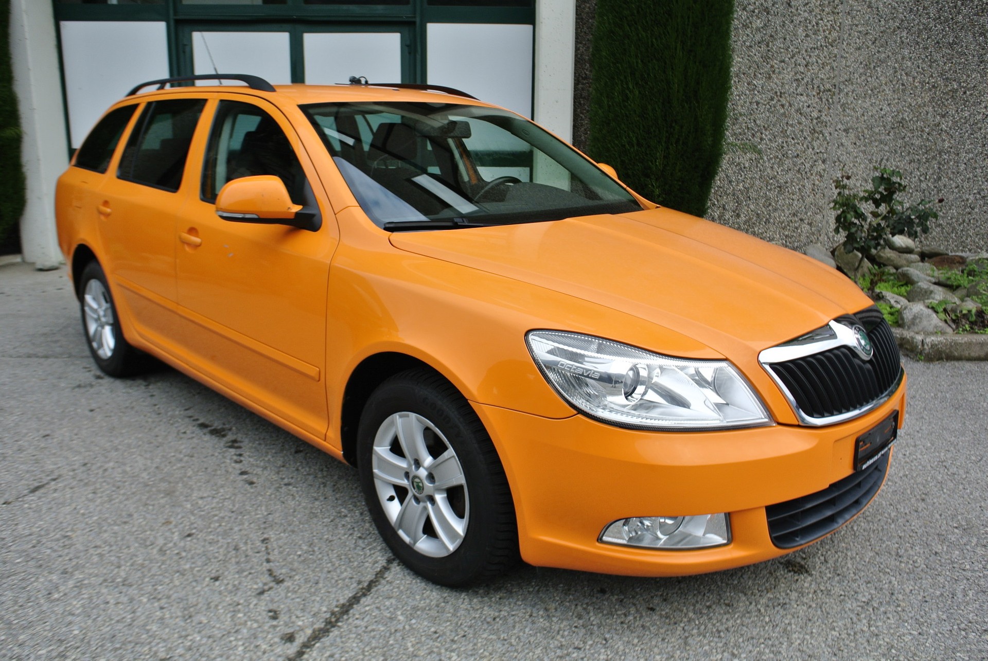 SKODA Octavia Combi 1.6 TDI Swiss Adventure 4x4-showroom-element-3