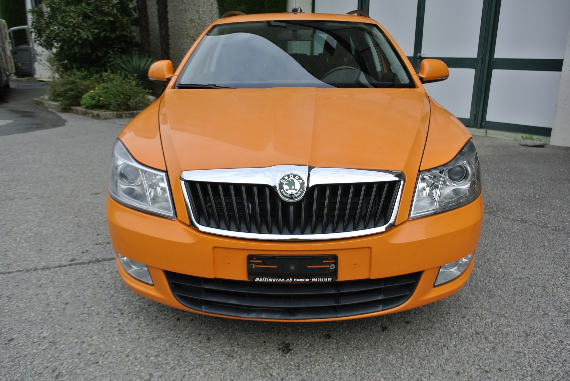 SKODA Octavia Combi 1.6 TDI Swiss Adventure 4x4-showroom-element-1