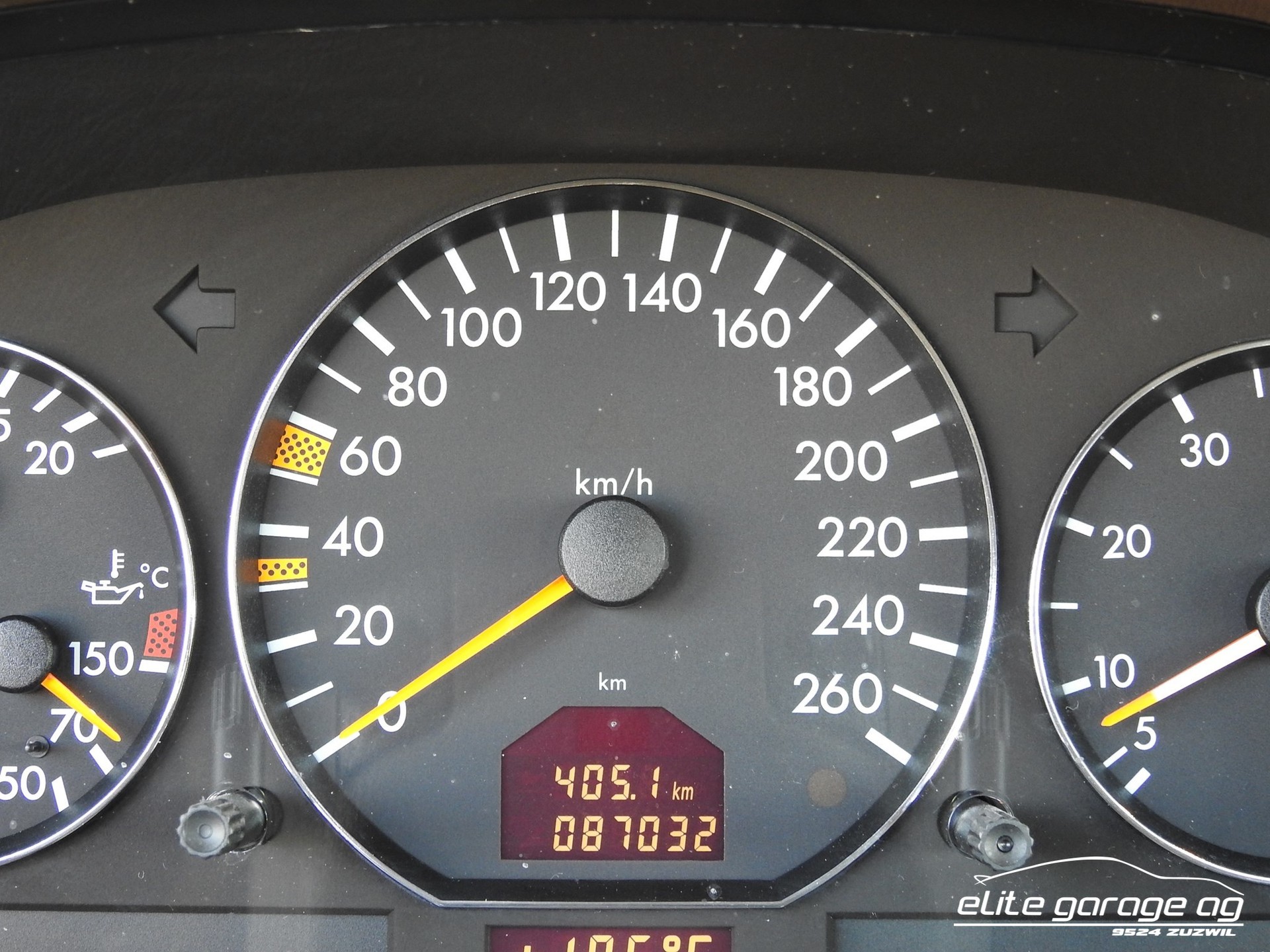 MERCEDES-BENZ SL 500 Automatic-image-9