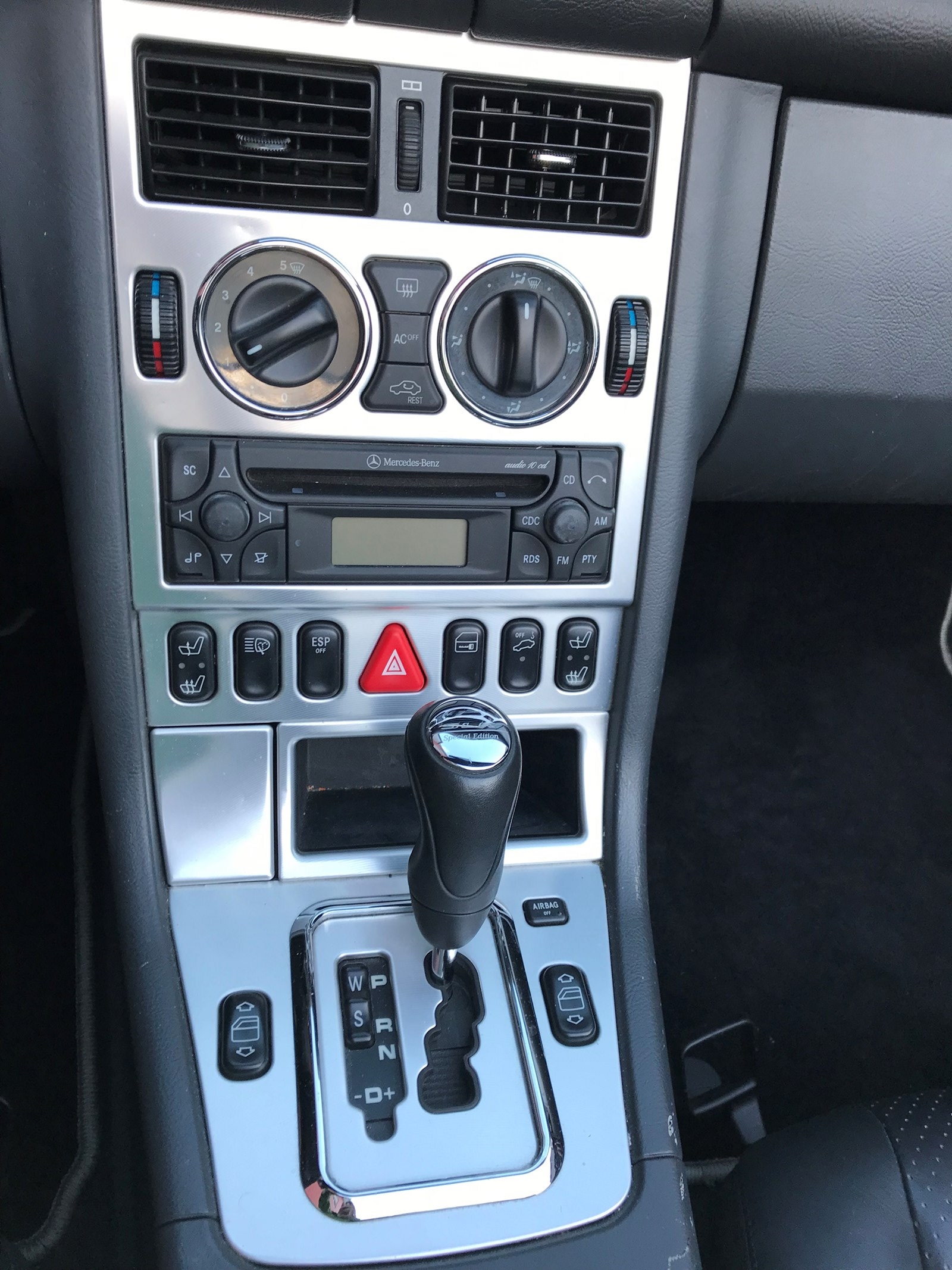 MERCEDES-BENZ SLK 320-image-8