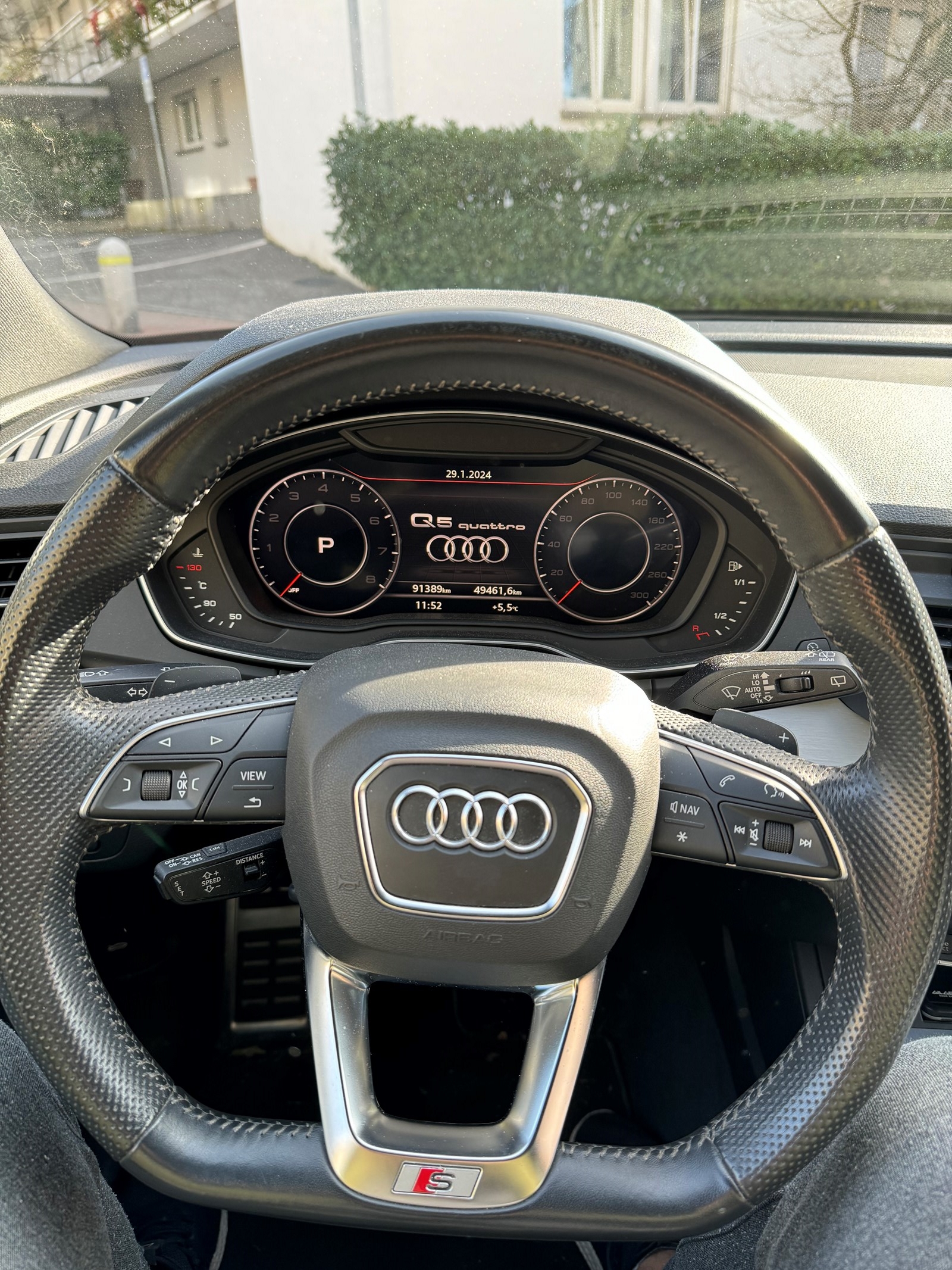 AUDI Q5 45 TFSI sport quattro S-tronic-image-4