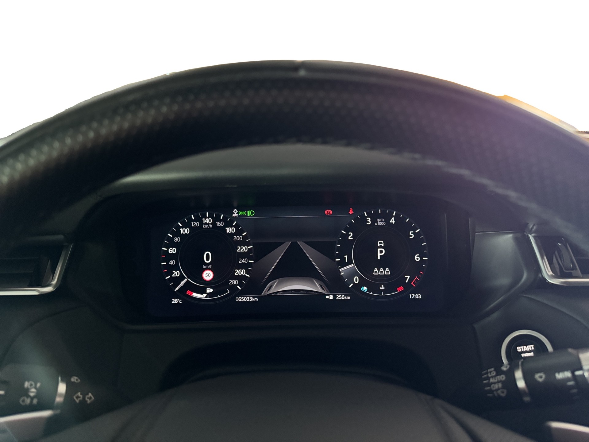 LAND ROVER Range Rover Velar R-Dynamic P 400 Edition Automatic Facelift/CH-AUTO/Werksgarantie-image-12