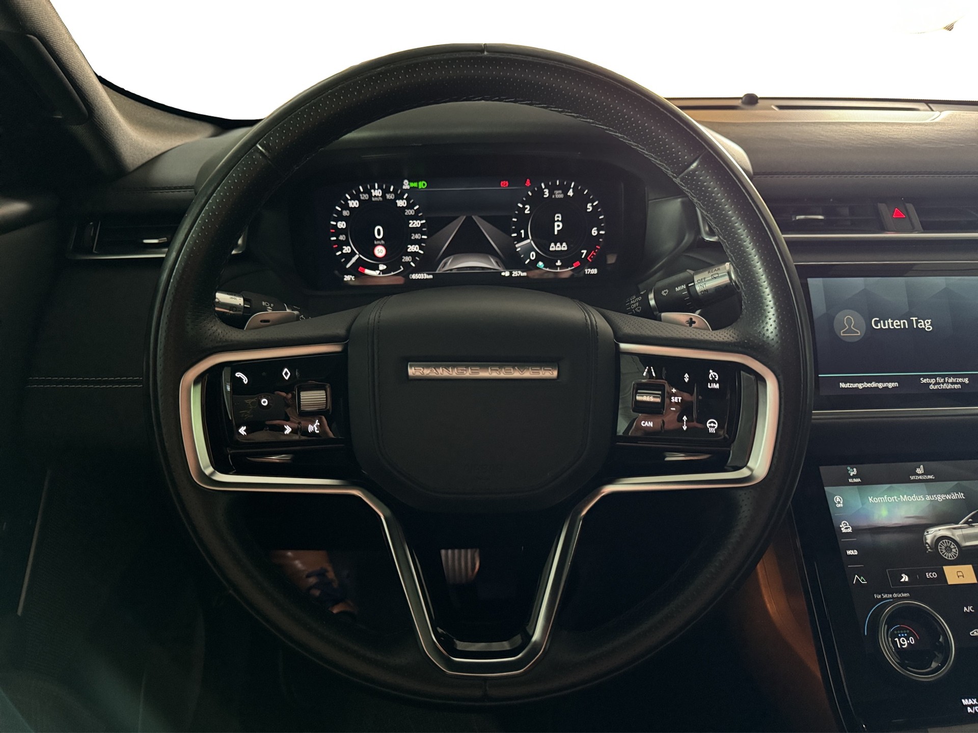 LAND ROVER Range Rover Velar R-Dynamic P 400 Edition Automatic Facelift/CH-AUTO/Werksgarantie-image-11