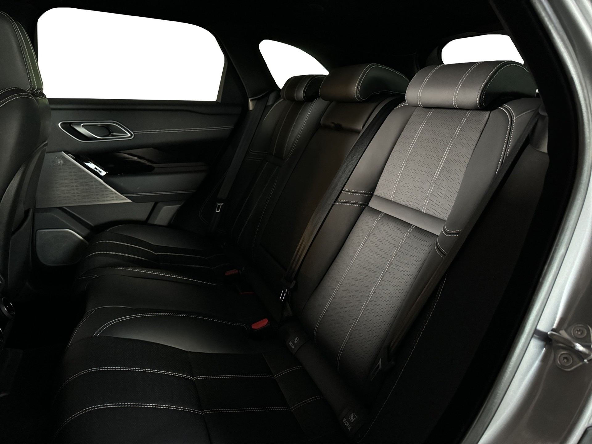 LAND ROVER Range Rover Velar R-Dynamic P 400 Edition Automatic Facelift/CH-AUTO/Werksgarantie-image-10