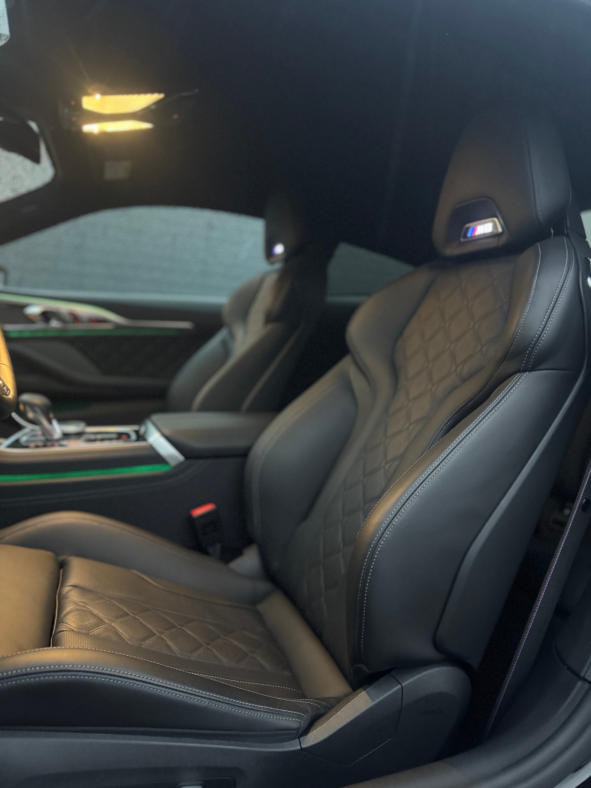 BMW M8 xDrive Steptronic M Competition-image-8