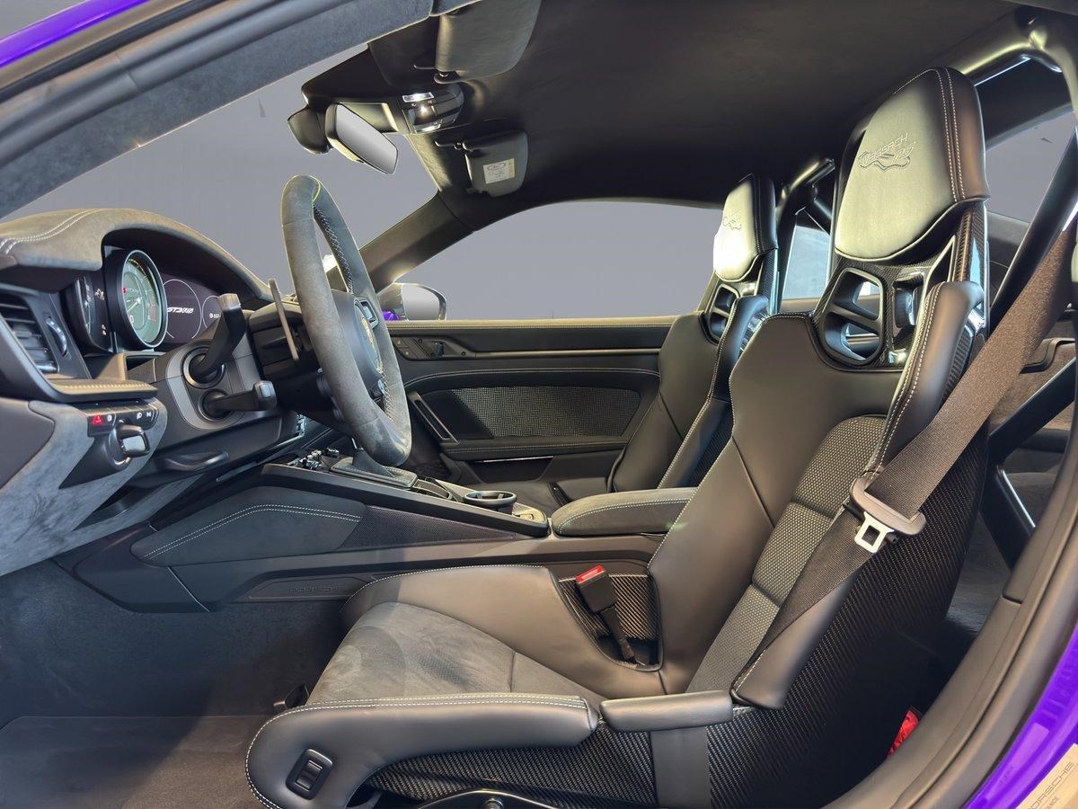 PORSCHE 911 Coupé 4.0 GT3 RS PDK-image-7