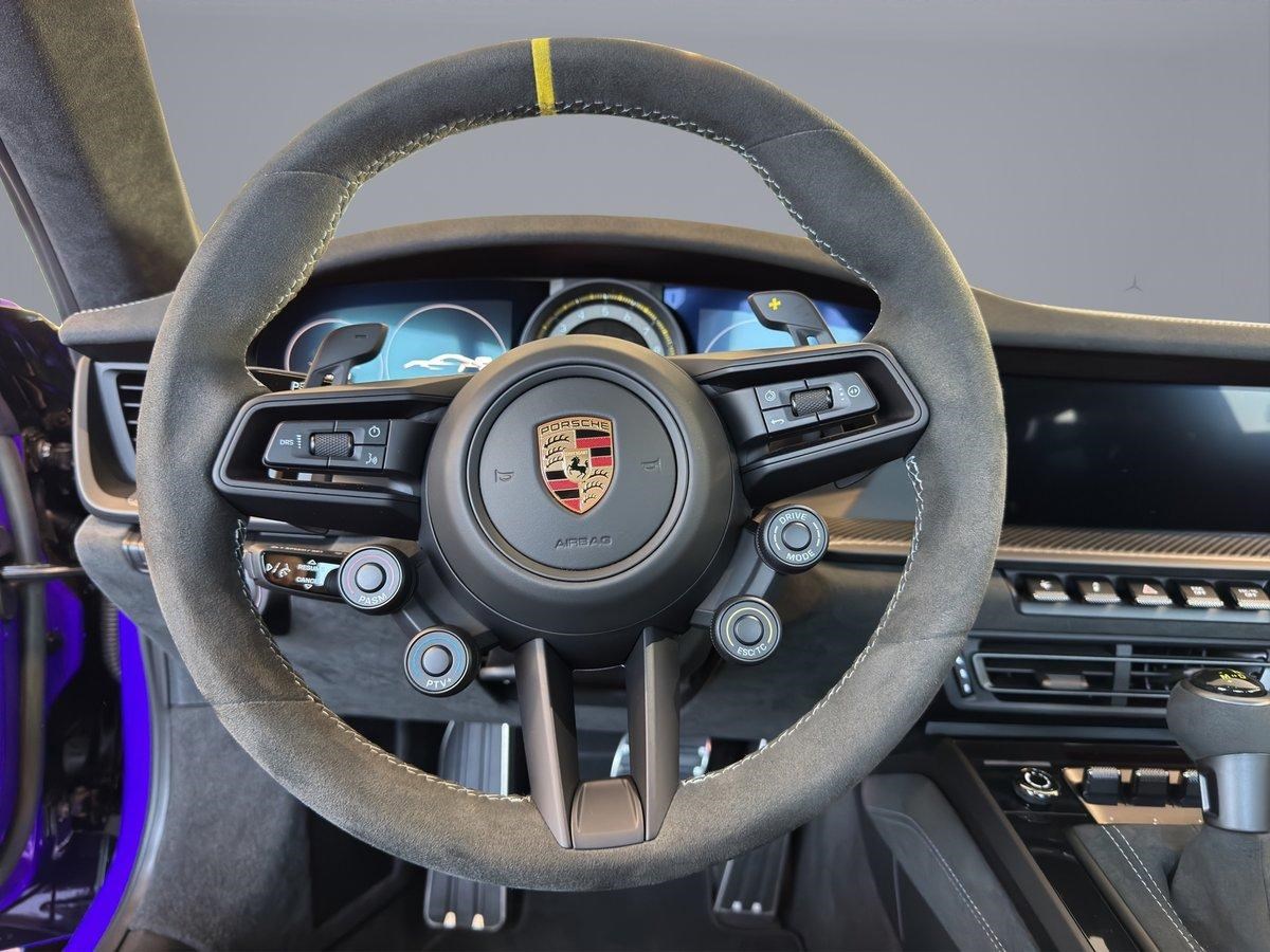 PORSCHE 911 Coupé 4.0 GT3 RS PDK-image-8