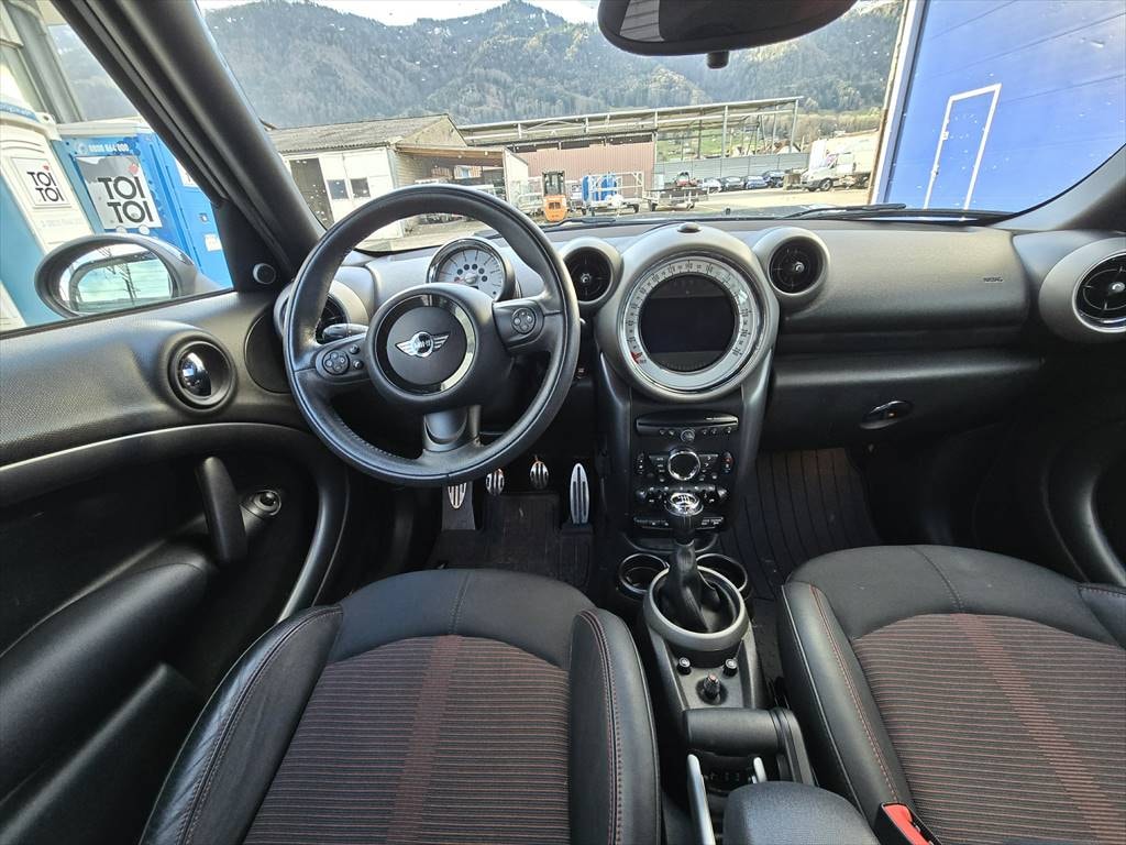MINI Countryman Cooper SD ALL4-image-10