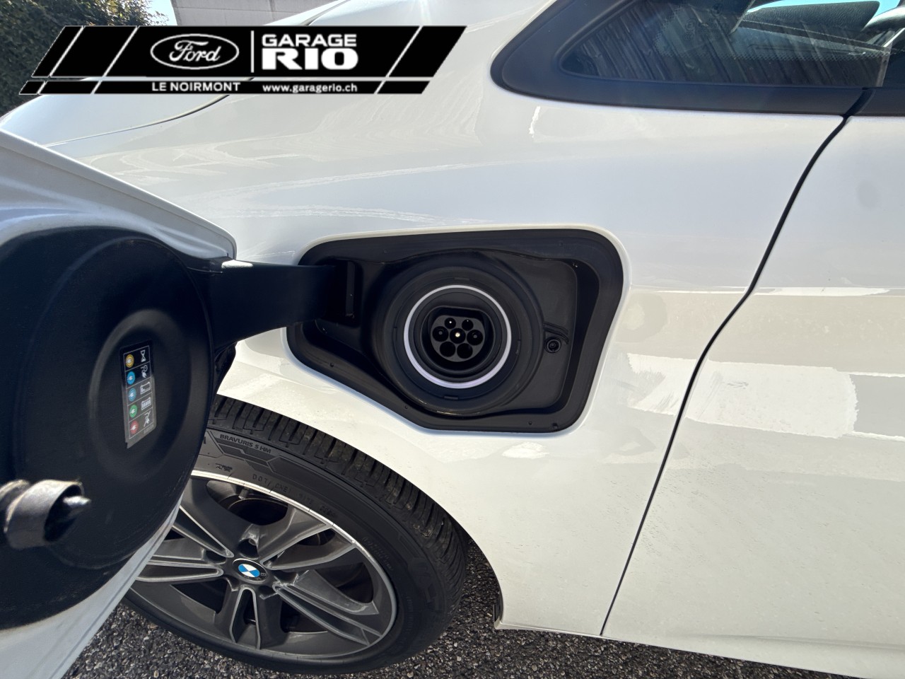 BMW 225xe ActiveTourer Sport-image-11