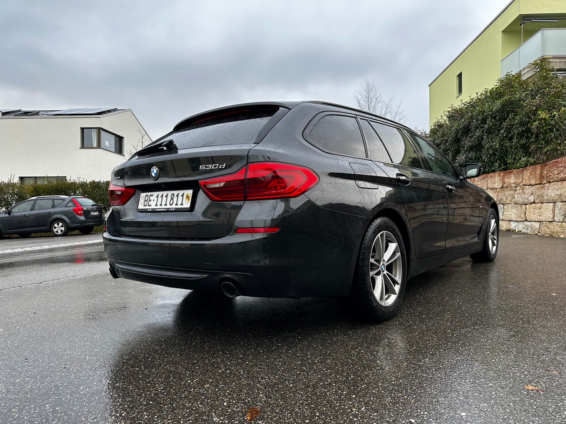 BMW 530d xDrive Touring Steptronic-image-13