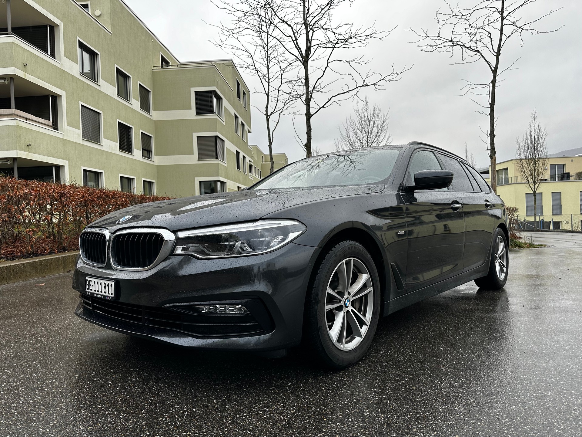 BMW 530d xDrive Touring Steptronic-image-16