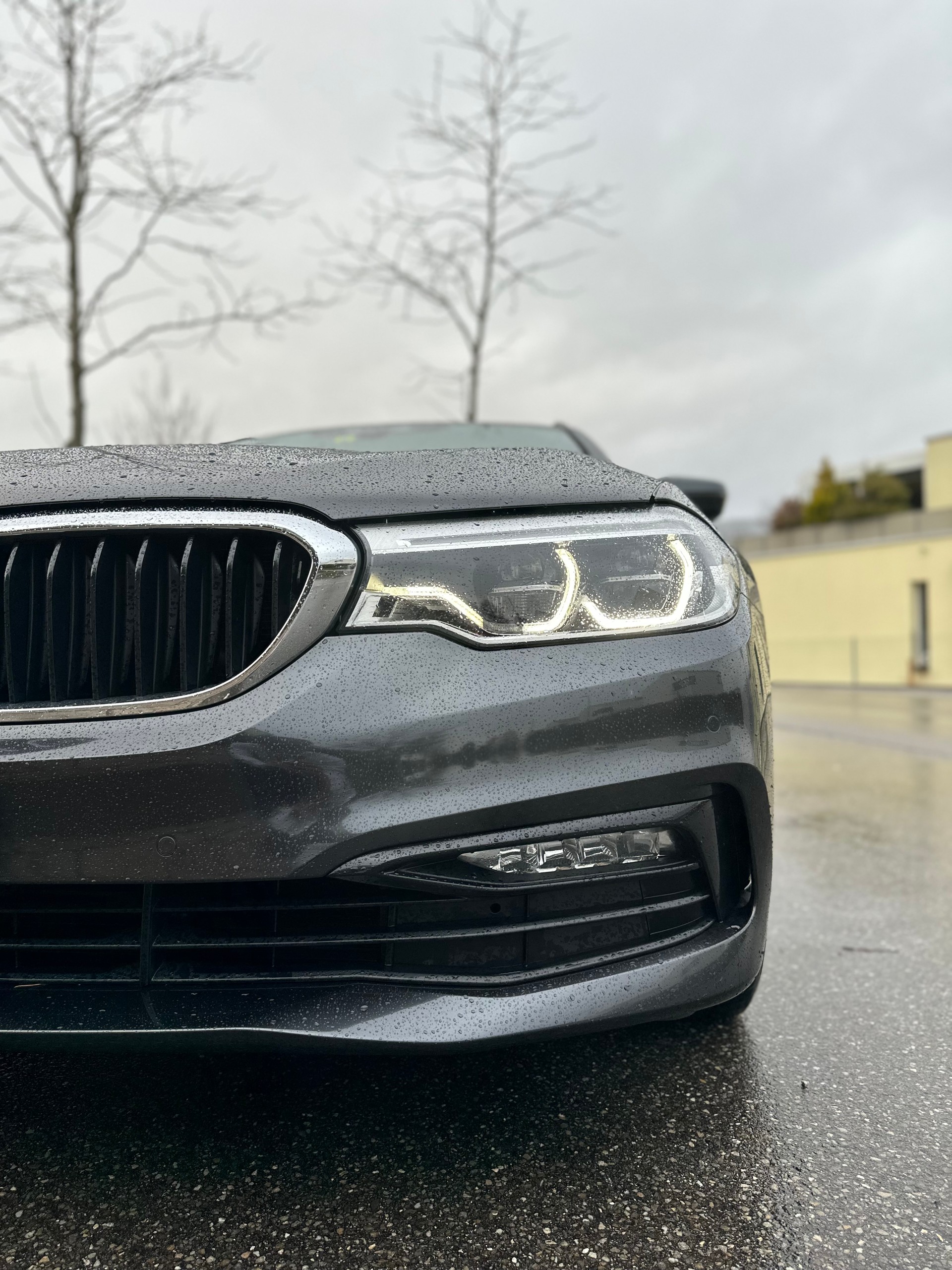 BMW 530d xDrive Touring Steptronic-image-19