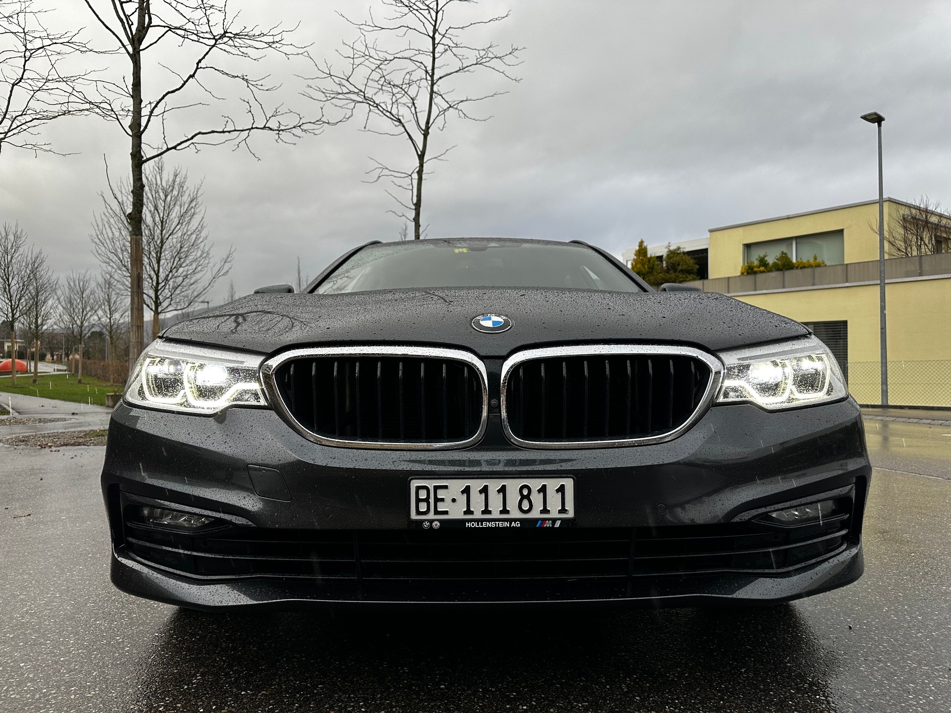 BMW 530d xDrive Touring Steptronic-image-8