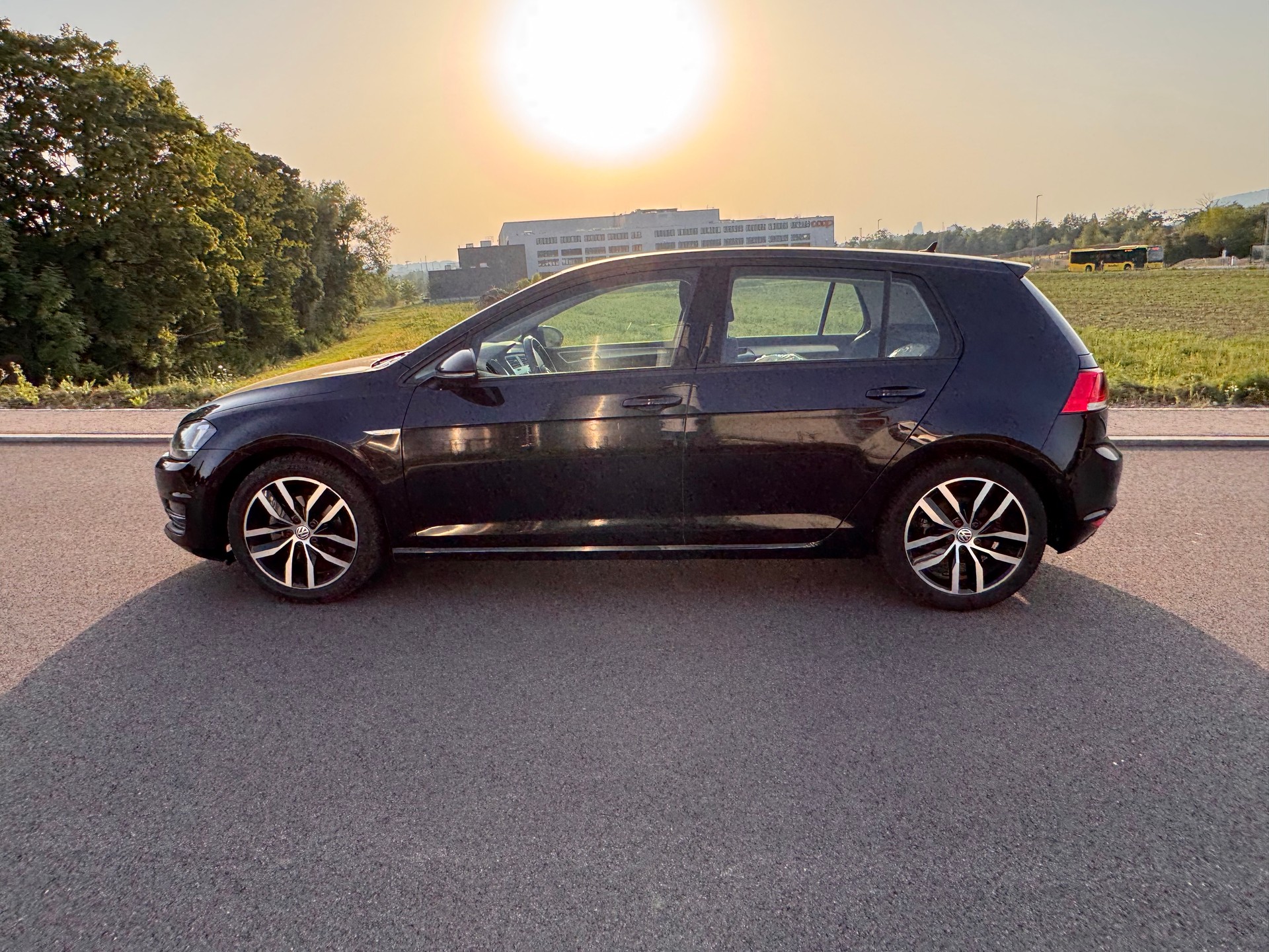 VW Golf 1.4 TSI Cup DSG-image-10
