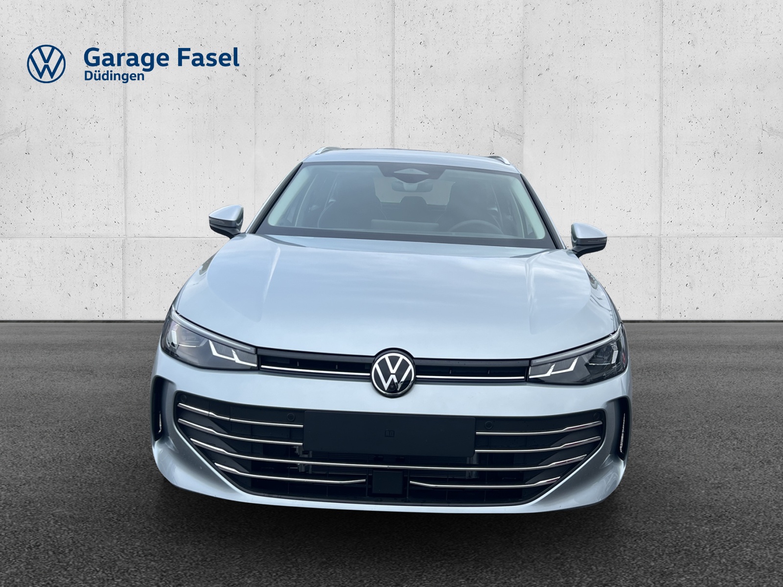 VW Passat Variant 1.5 eTSI evo2 Business DSG-image-0