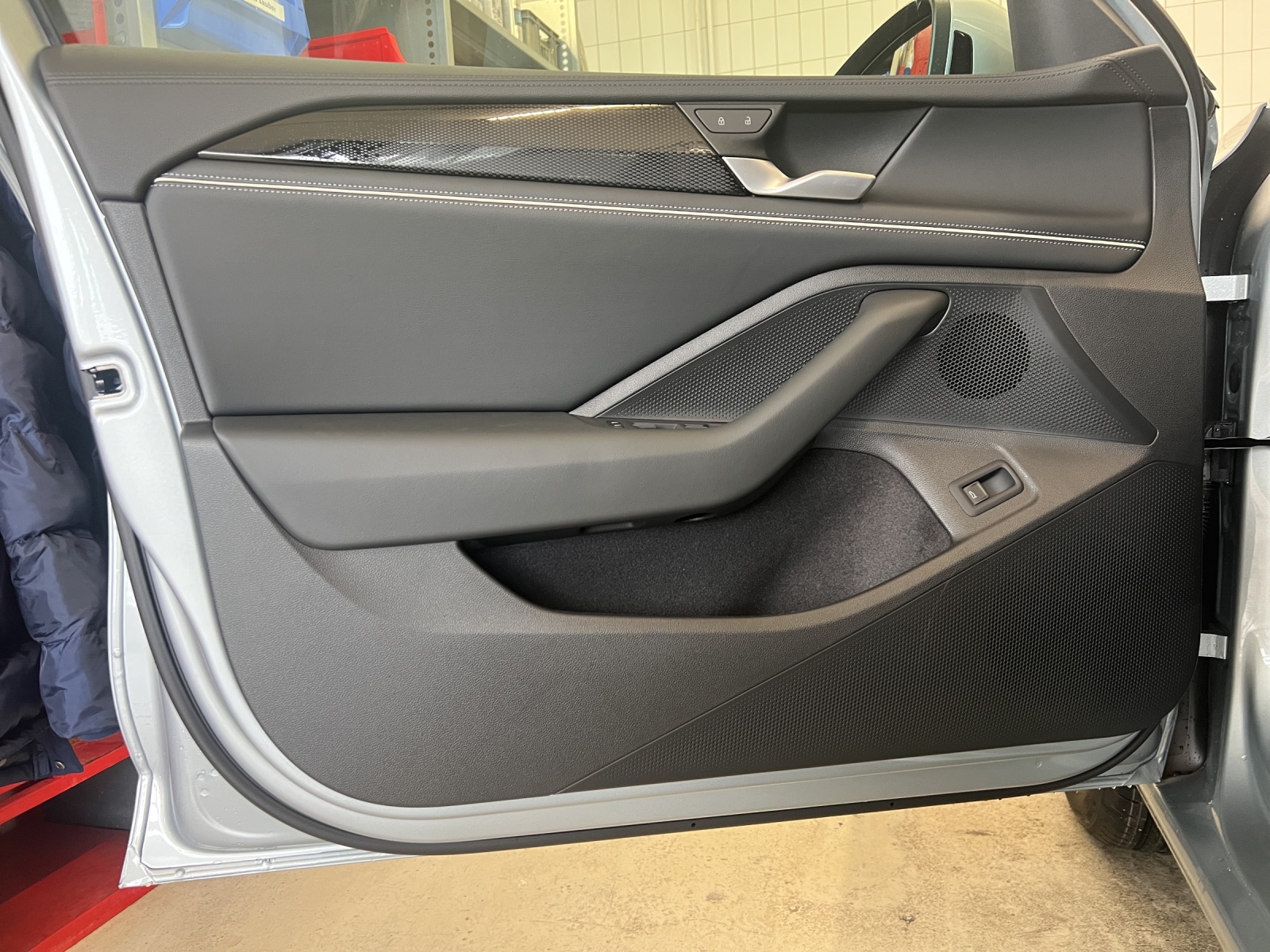 VW Passat Variant 1.5 eTSI evo2 Business DSG-image-11