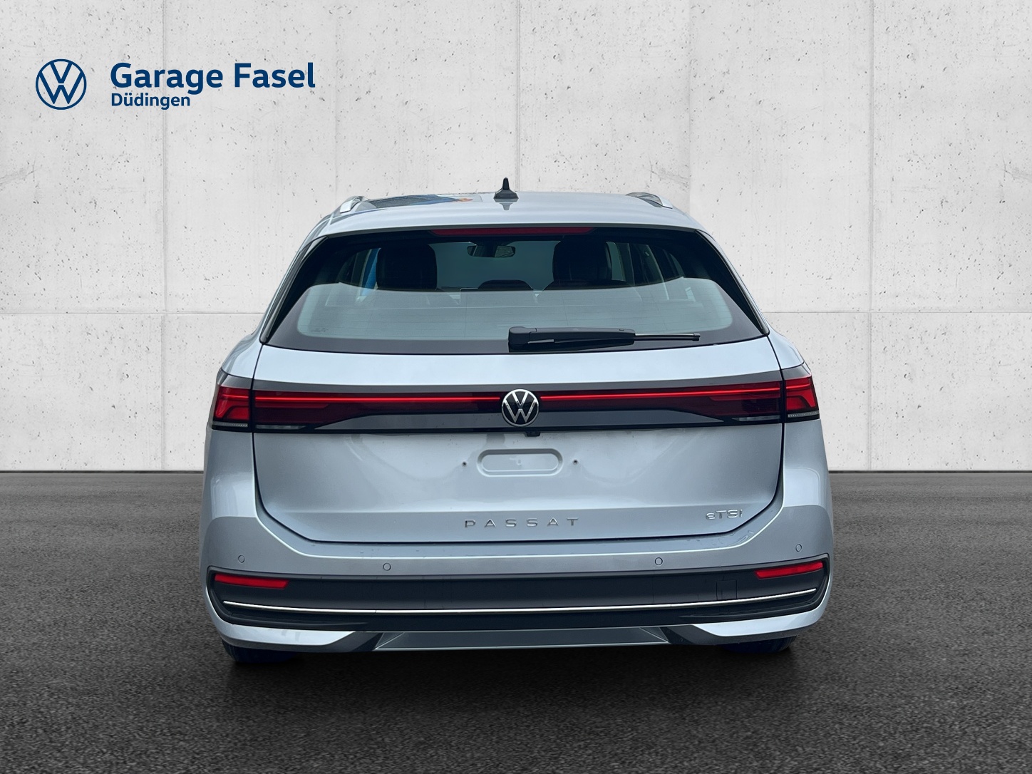 VW Passat Variant 1.5 eTSI evo2 Business DSG-image-4