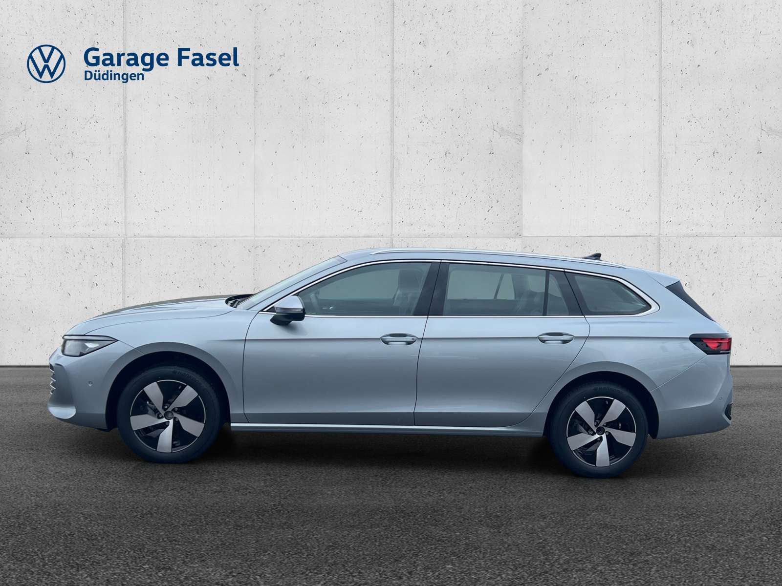 VW Passat Variant 1.5 eTSI evo2 Business DSG-image-2