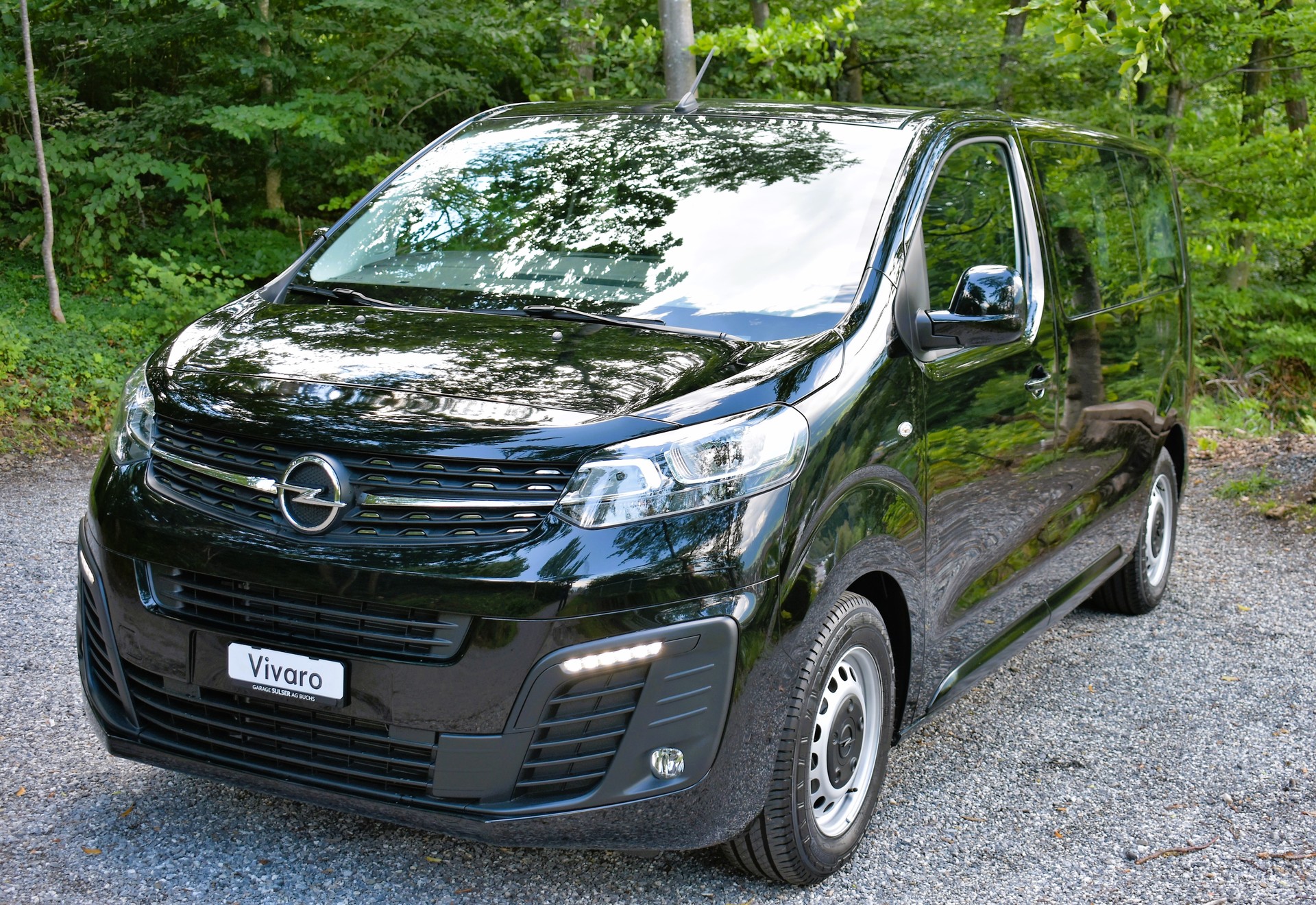 OPEL Vivaro Combi 1.5 CDTI Essentia s/s M-image-0