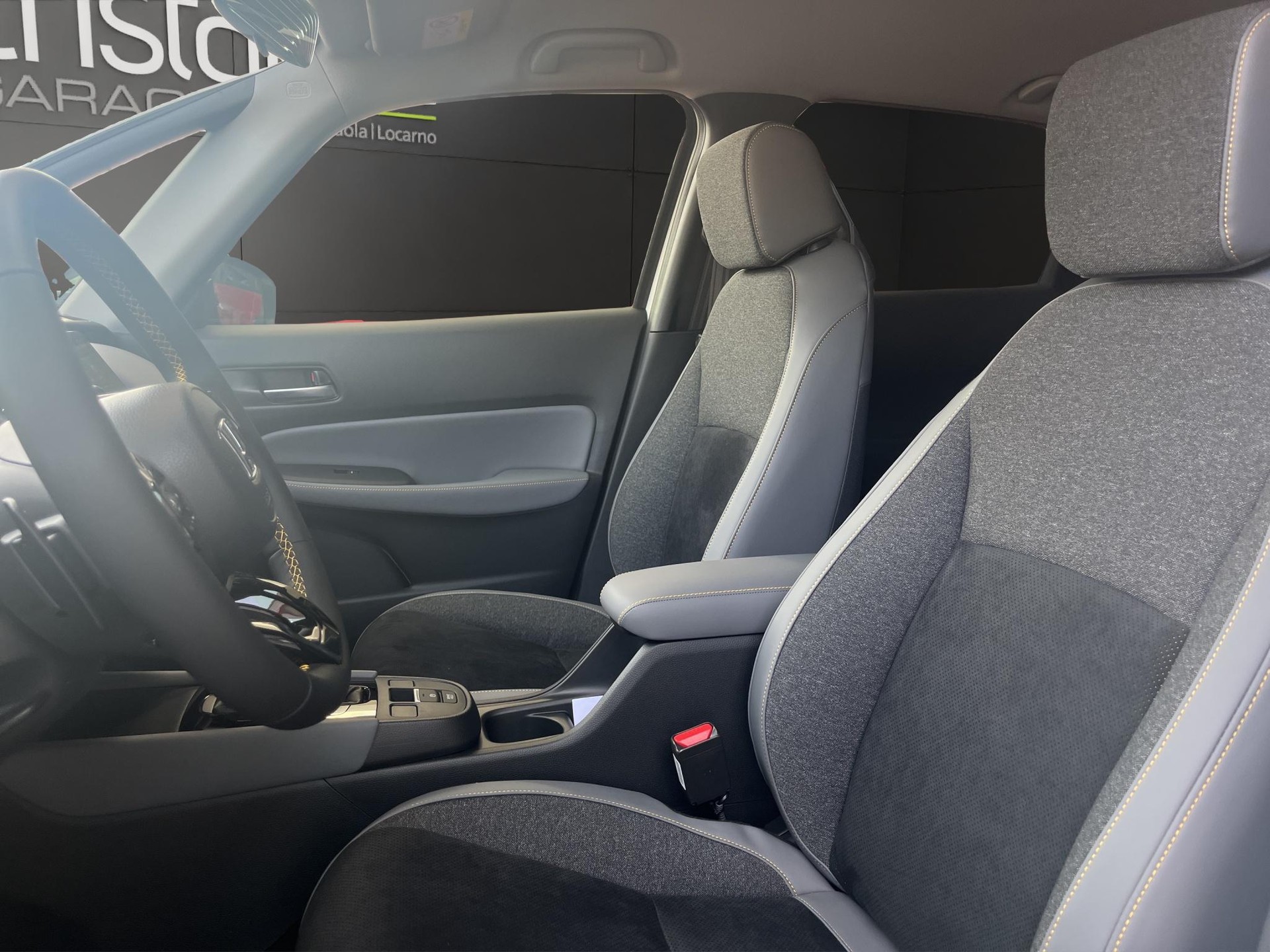 HONDA Jazz 1.5 i-MMD Advance Sport-image-6