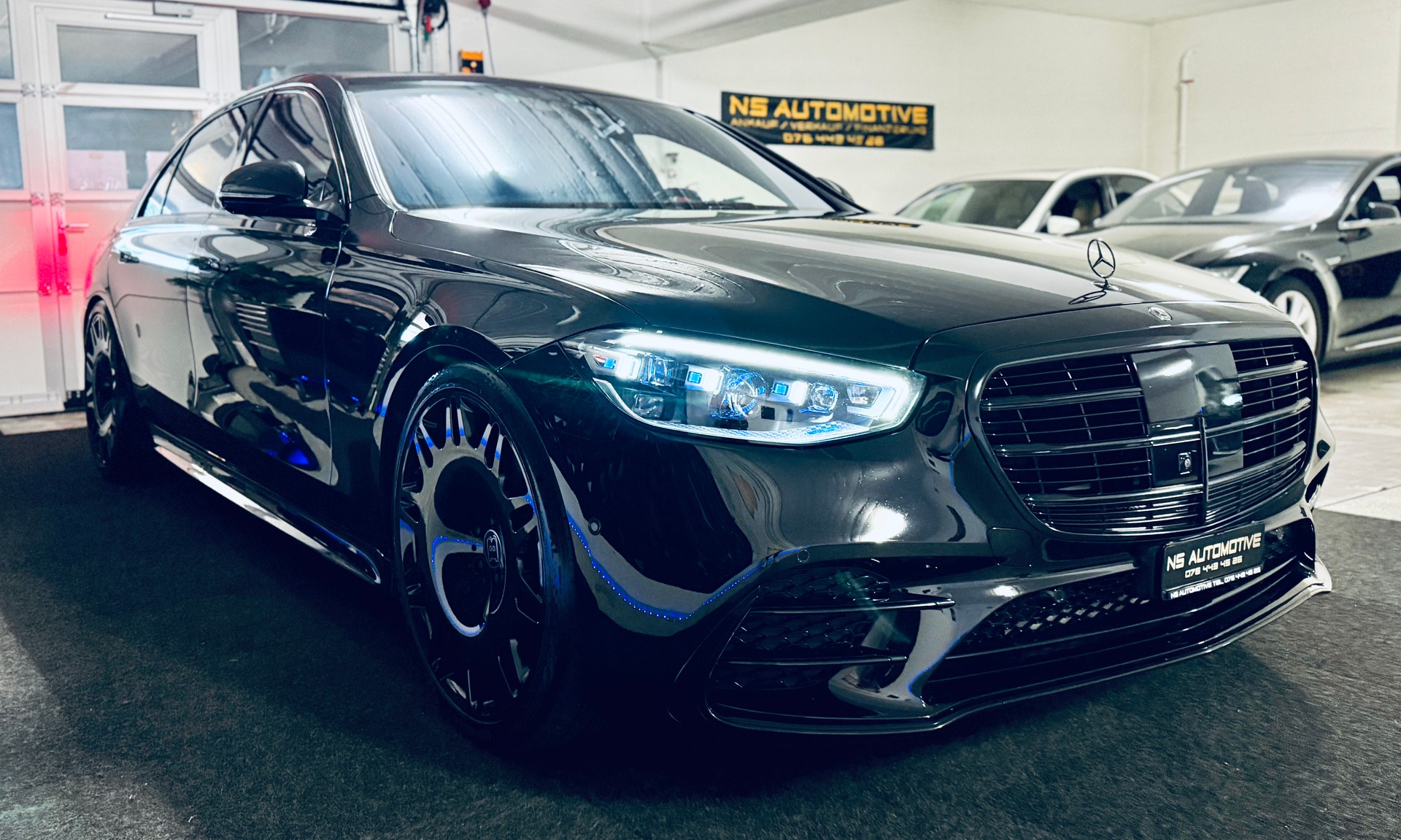 MERCEDES-BENZ S 500 L 4Matic AMG Line 9G-Tronic-showroom-element-2