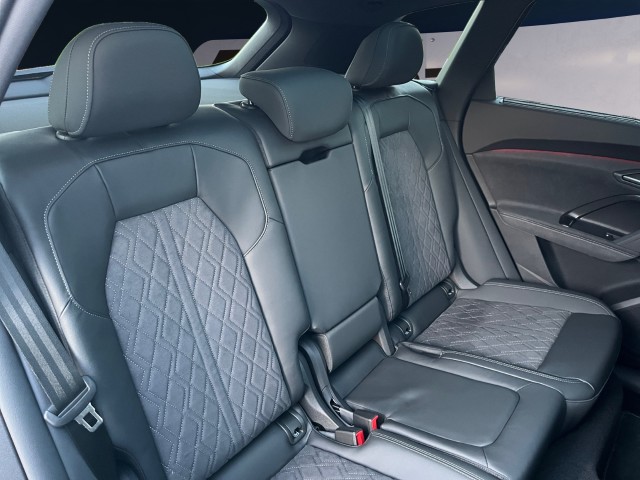 AUDI Q5 TDI quattro 150 kW S-tronic-image-17