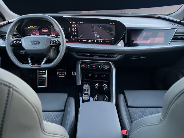AUDI Q5 TDI quattro 150 kW S-tronic-image-11