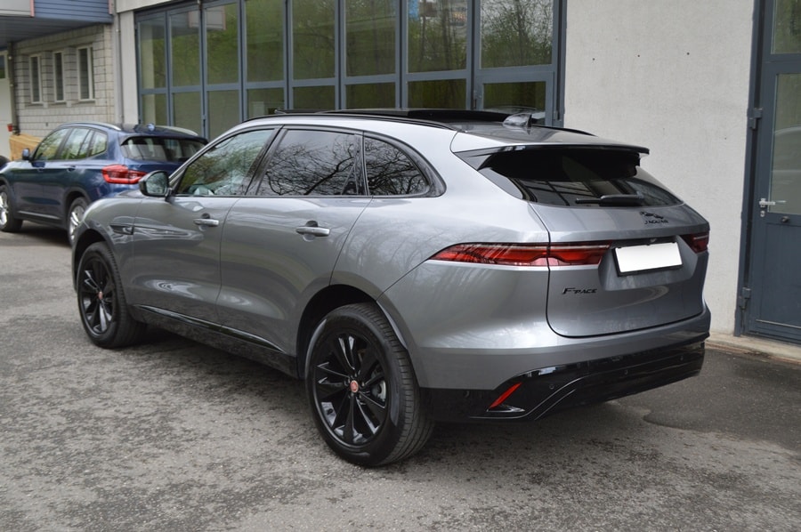 JAGUAR F-Pace 2.0 D200 R-Dynamic MHEV Black AWD I Anhängerkupplung-image-3