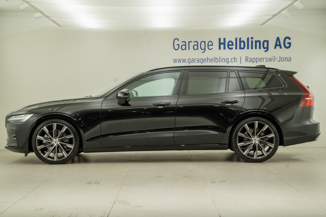 VOLVO V60 2.0 B4 Ultimate Dark-image-8
