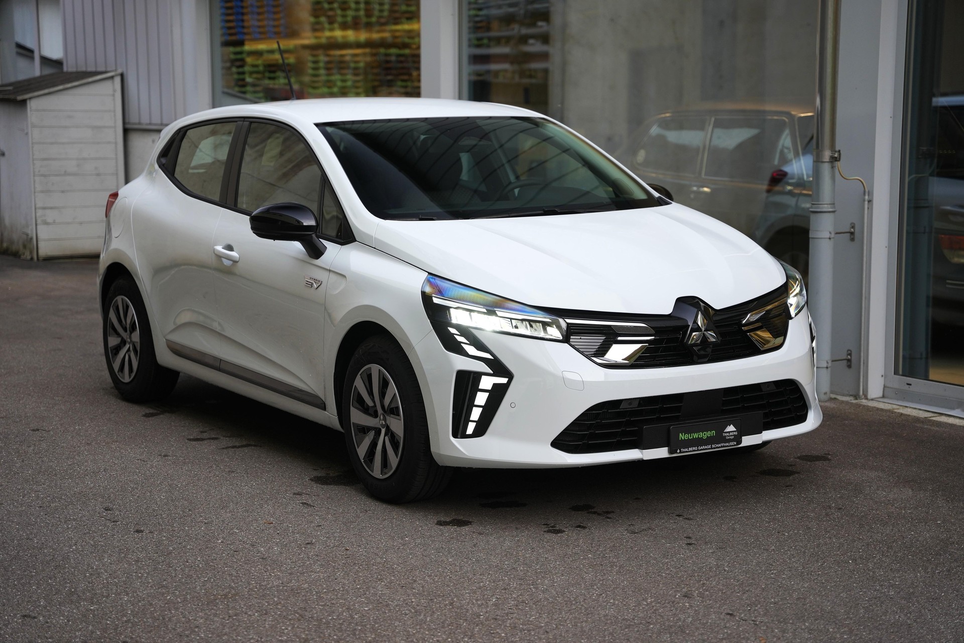 MITSUBISHI Colt 1.6 HEV Invite