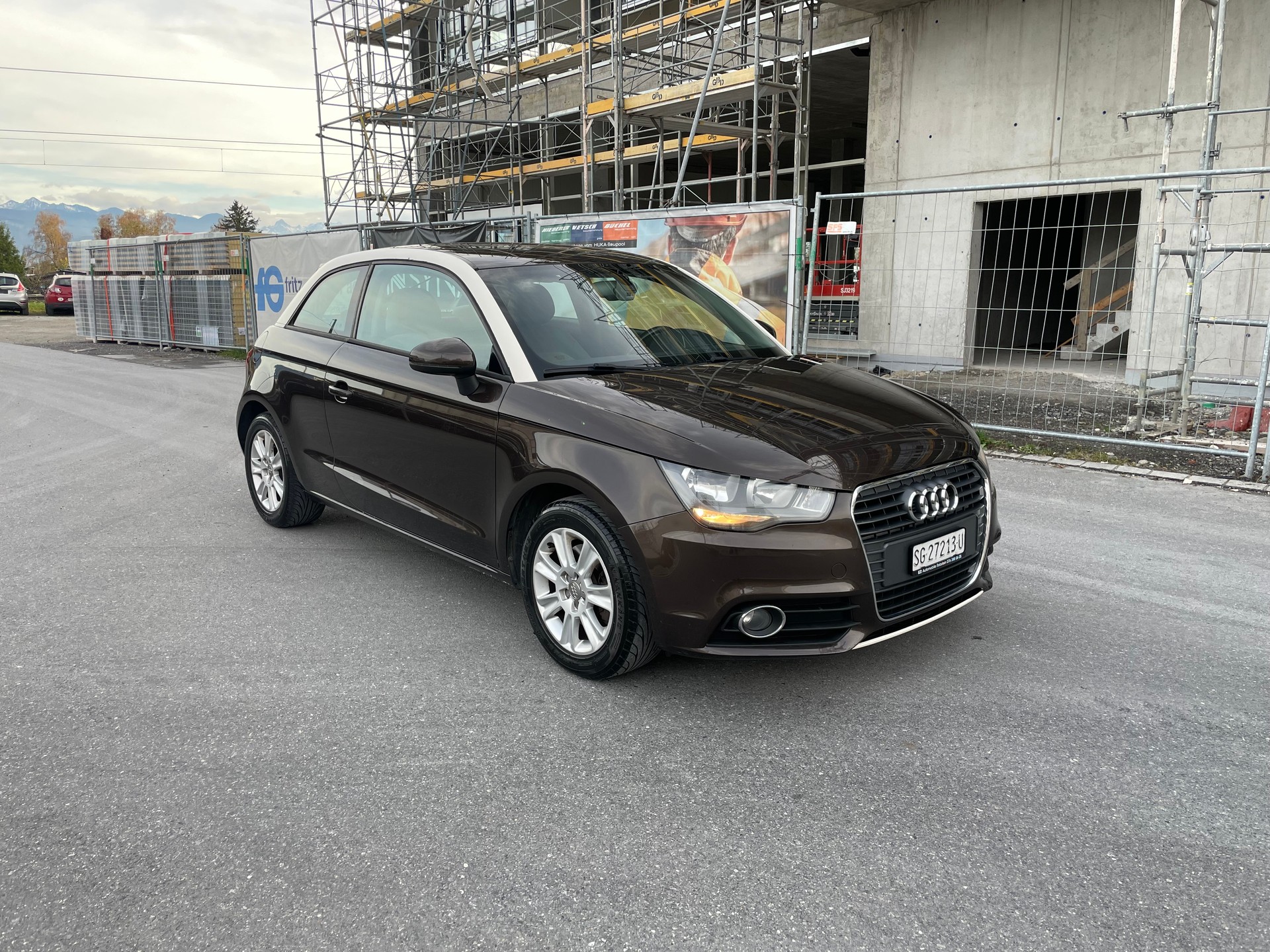 AUDI A1 1.4 TFSI Attraction-image-1