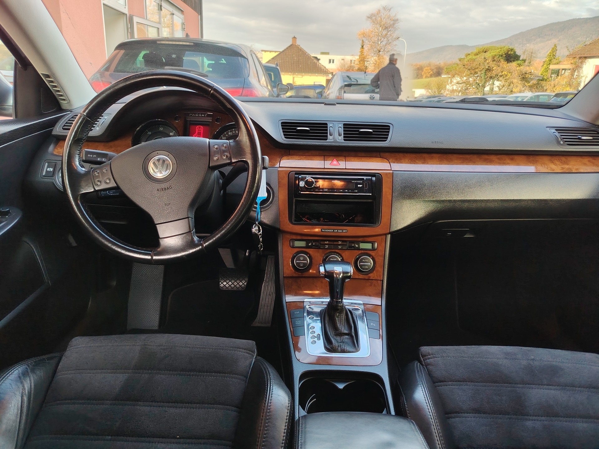 VW Passat Variant 2.0 TDI Comfortline-image-8