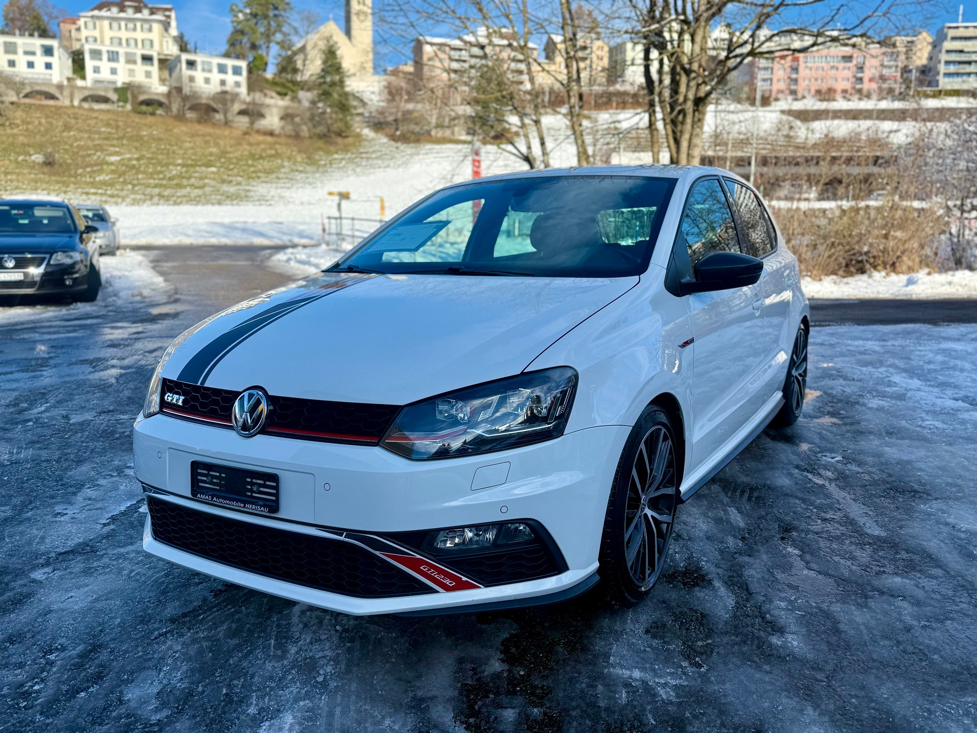 VW Polo 1.8 TSI GTI 230-image-0